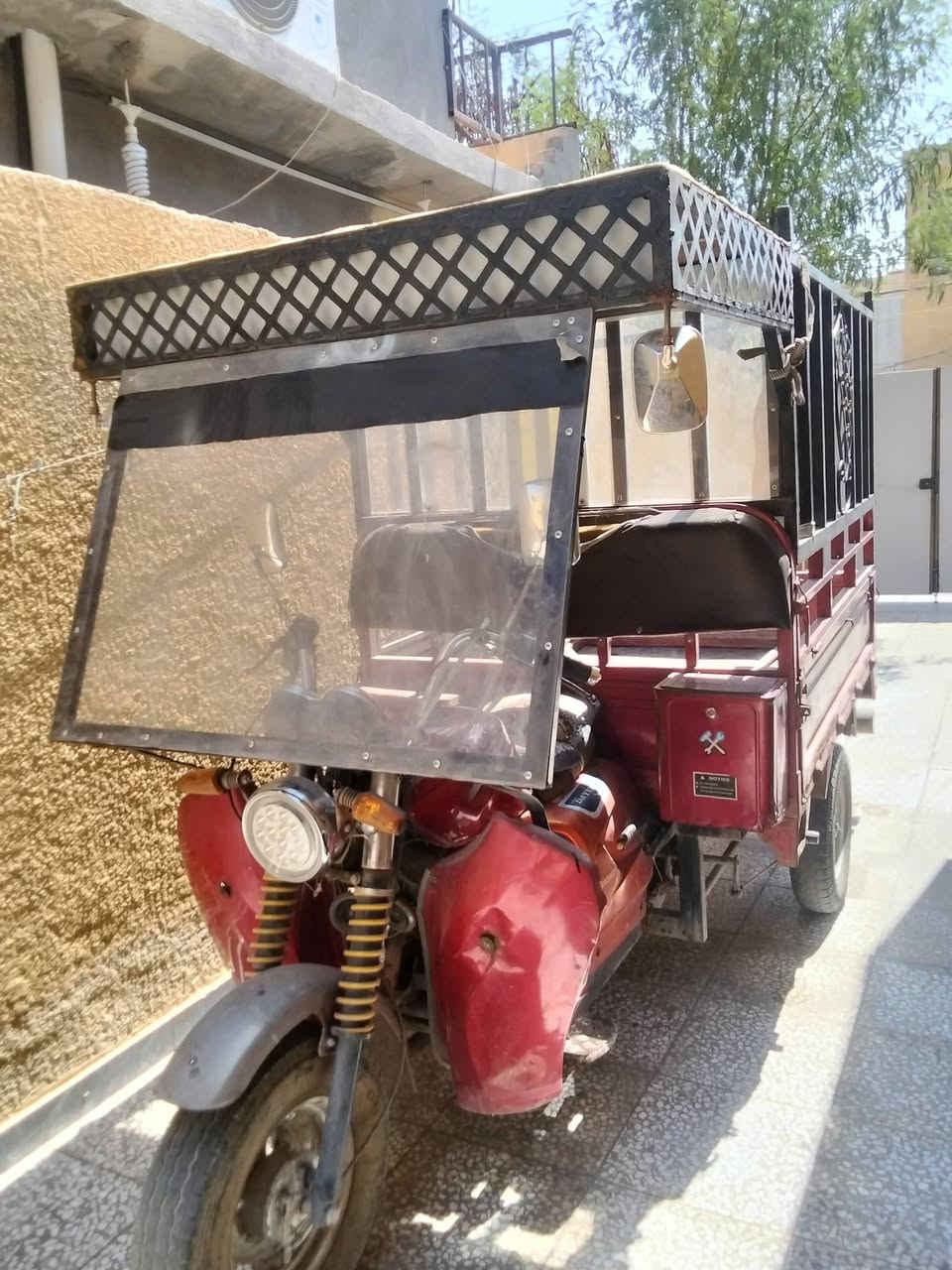 السلام عليكم ستوته للبيع مكاني غزاليه ***********
