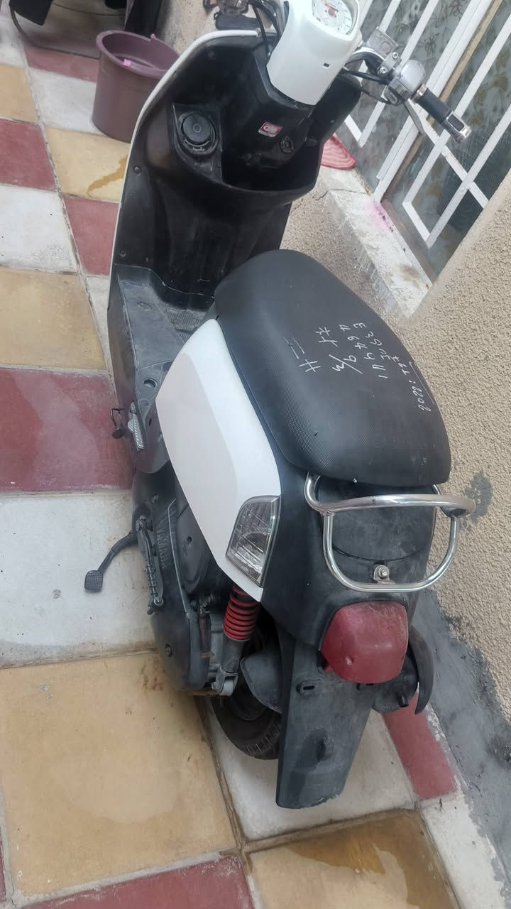 بوليس 🚓 كفاله عامه كابريتى
مكينه مكفوله برغي مامفتوح بيهى شرط فحص يوم كامل اذا مفتوحه ترجع شلعه معدل فول 
كفرات تجاري وال اصلي موجود
كهربائيات كله شغاله منطول لطول 
دبلات تايرات لوك طسه ناعمه دراجه مال جنايه سعر٧٥٠ الف بيهى مجال حك جيه استفسار اكثر اتصال ☎️ *********** بغداد الحسينيه
