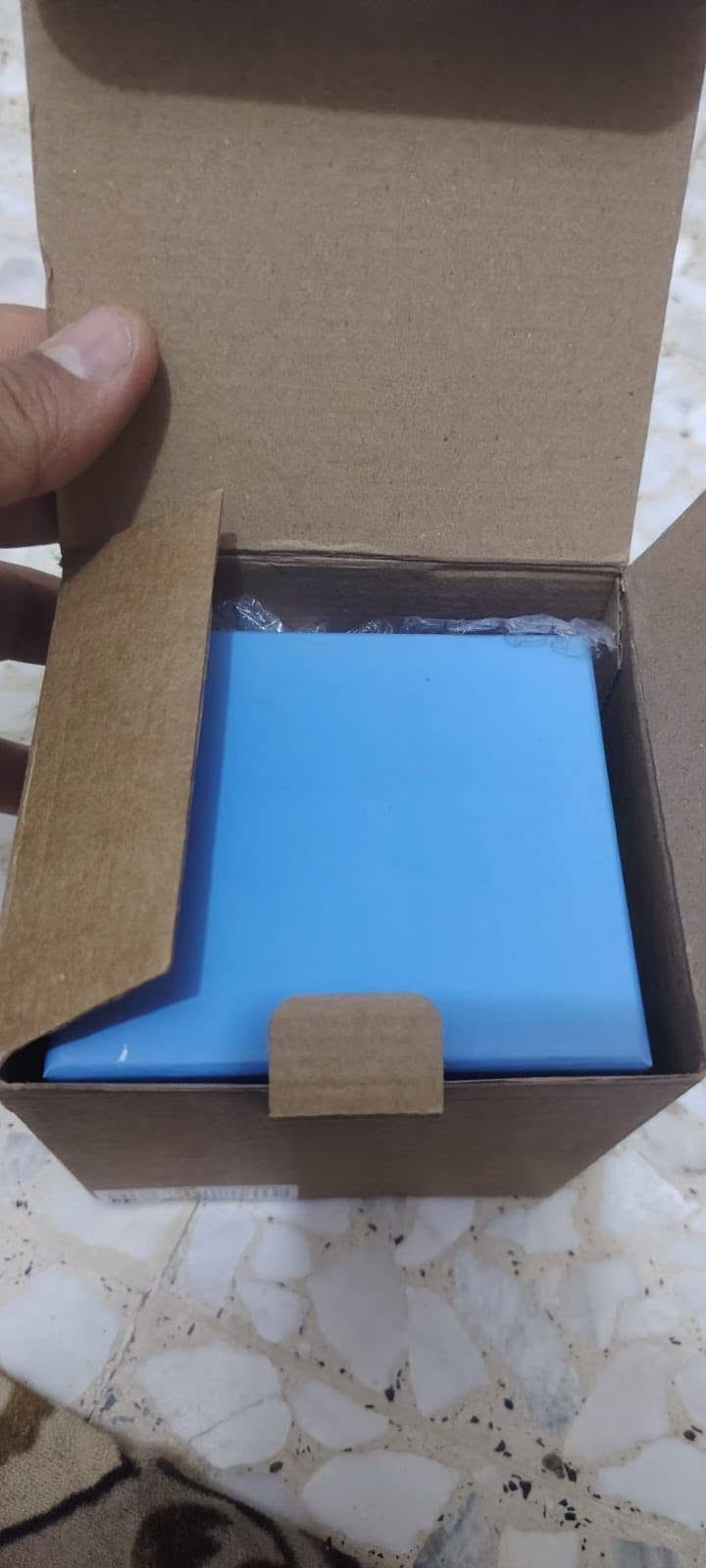 ساعه اج ماير قطر 36 نسائي رجالي  جديد لوك شمع لم تستخدم معه كافية المرفقات سعر 200$
