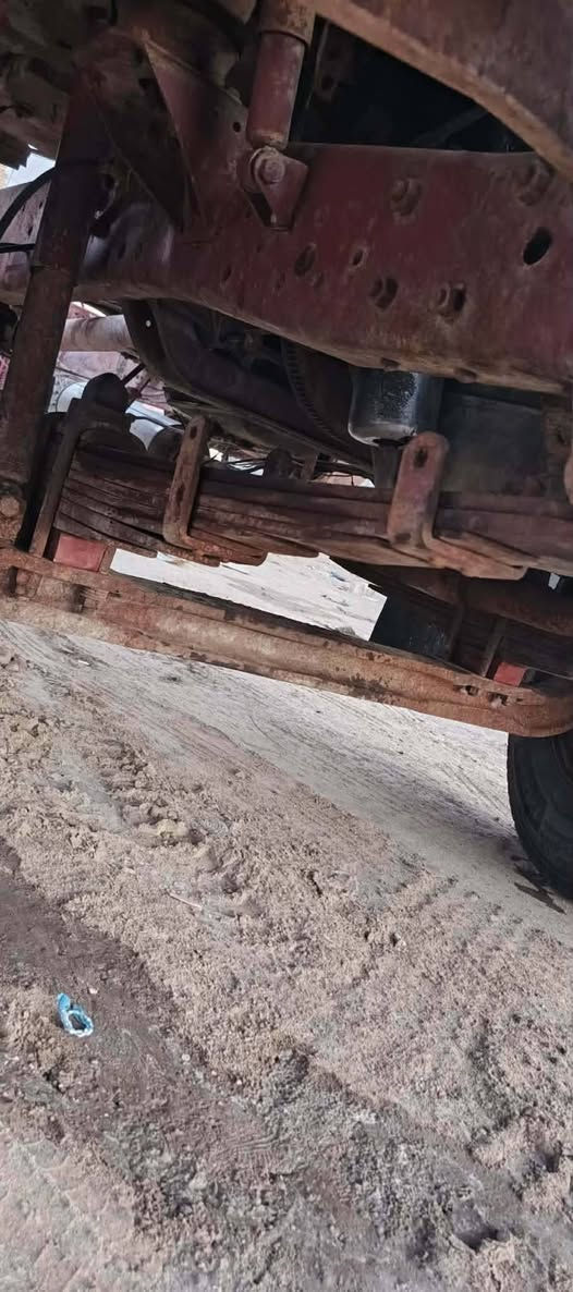 ابوردين للبيع عشراوية مكفولة كفالة عامه موديل  ٨٢ سنوية تنكر   رقم صلاح الدين عنوان سماوة الستفسار ع ***********

