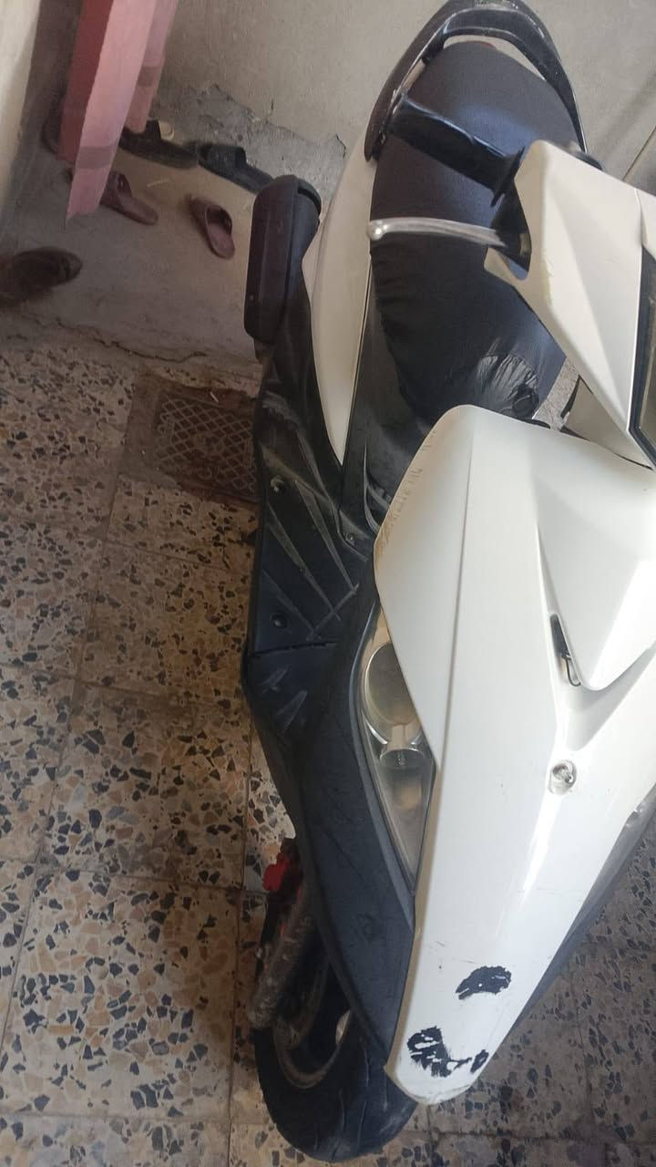السلام عليكم 
دراجه ثعلب للبيع السعر 500 وبيها مجال
المكان البصره ابو الخصيب 
الرقم 
بعدها في حالة الوكالة بيها مكاتبه من الوكيل//***********
