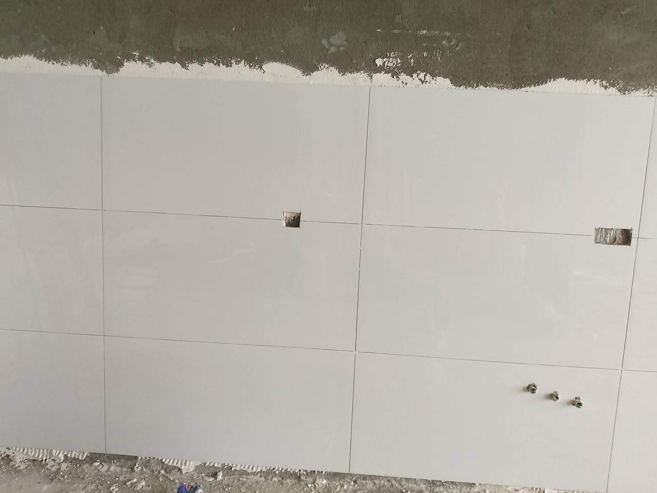 اذا مو شغل دقيق ونضيف مثل ما واضح   اخسر كرسته وعمل يا اللله سلام عليكم خلفه سرميك ومرمر نحت نقش الواح ارضي نشتغل جميع القيسات سرميك نضافه لتزام بل عمل واسعار العمل مناسبه سعر الجدران الواح 10 وسعر الكاشيه 60و90 المتر على 9 الرضي سعر المتر اكو 8 واكو 9 حسب الطريقه  للستفسار مراسله الصفحه او التصال ***********-----***********
