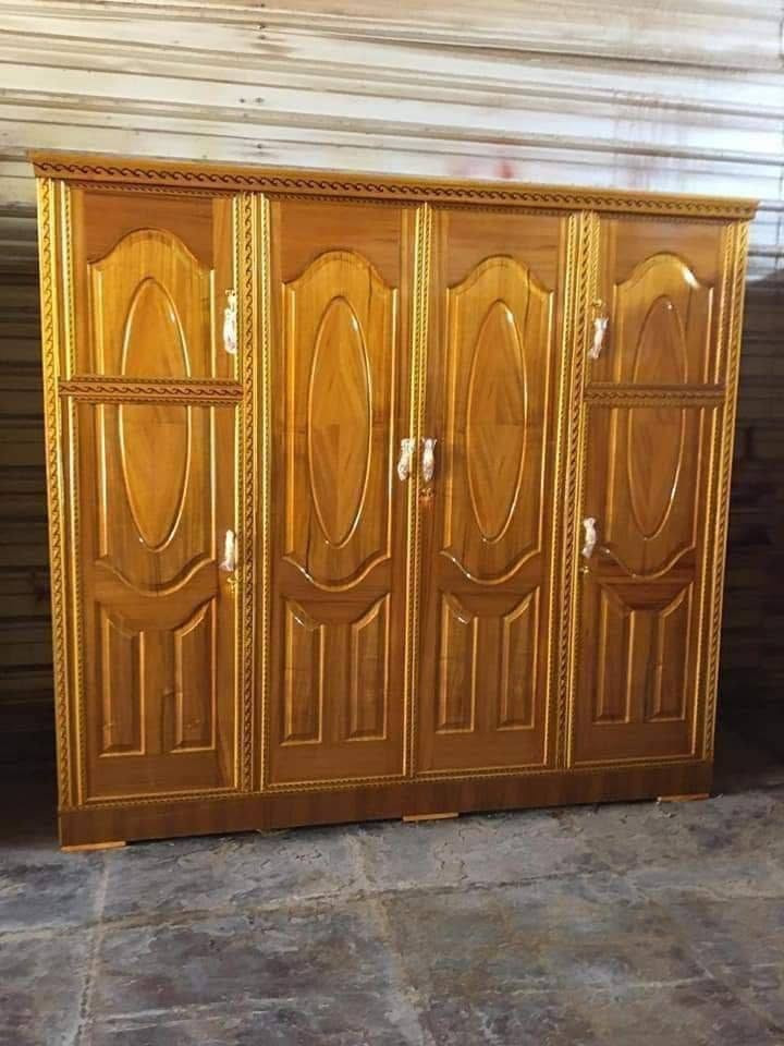 كنتور صاج عراقي 4 باب

نص مكتوب في الصور:
- ماجيات
- ***********