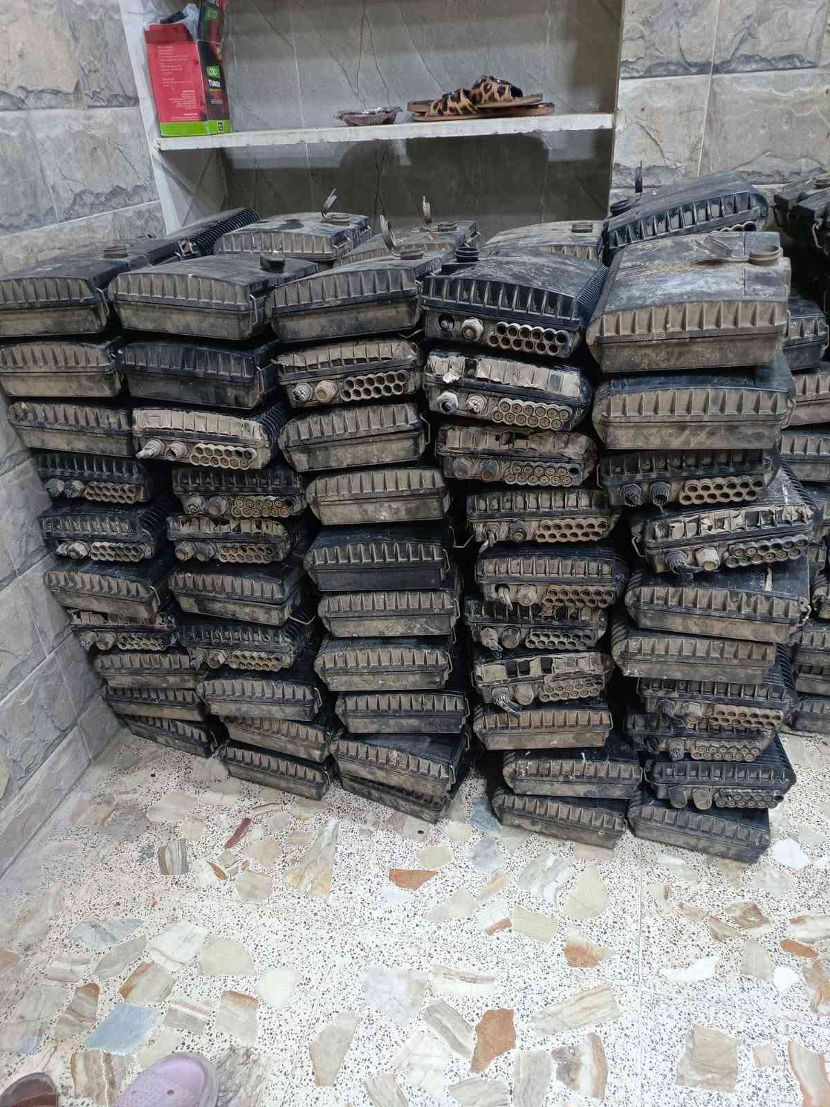 100كابينه 8*1
السعر 6500
بغداد  ***********
