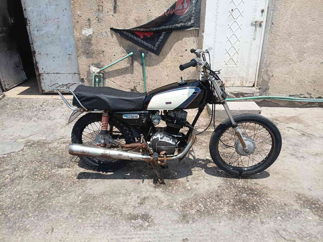 البيع سعر٢٥٠.  ***********

