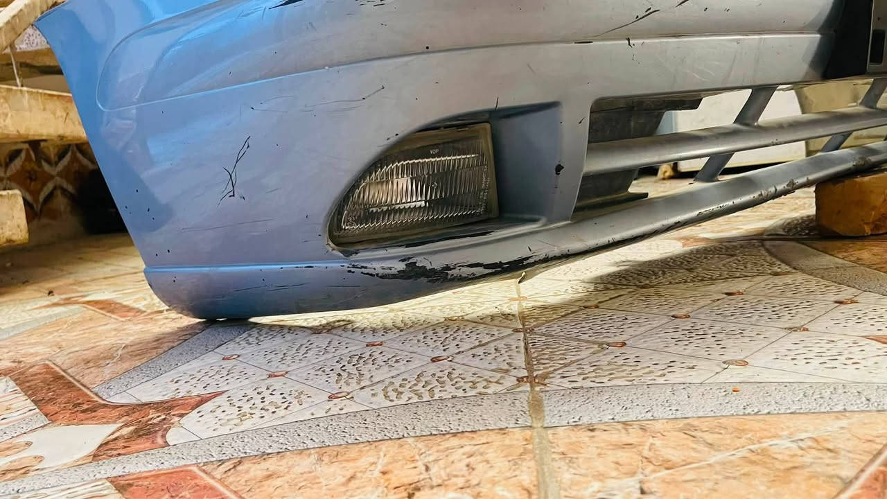 دعامية دايو نوبرا كاملة هيه وفلينتها وسكناتها جدد
مو تجاري مال حاوية كصة مابيه لافطر ولا كسر 
مكاني ناصرية مركز وعندي توصيل ***********
