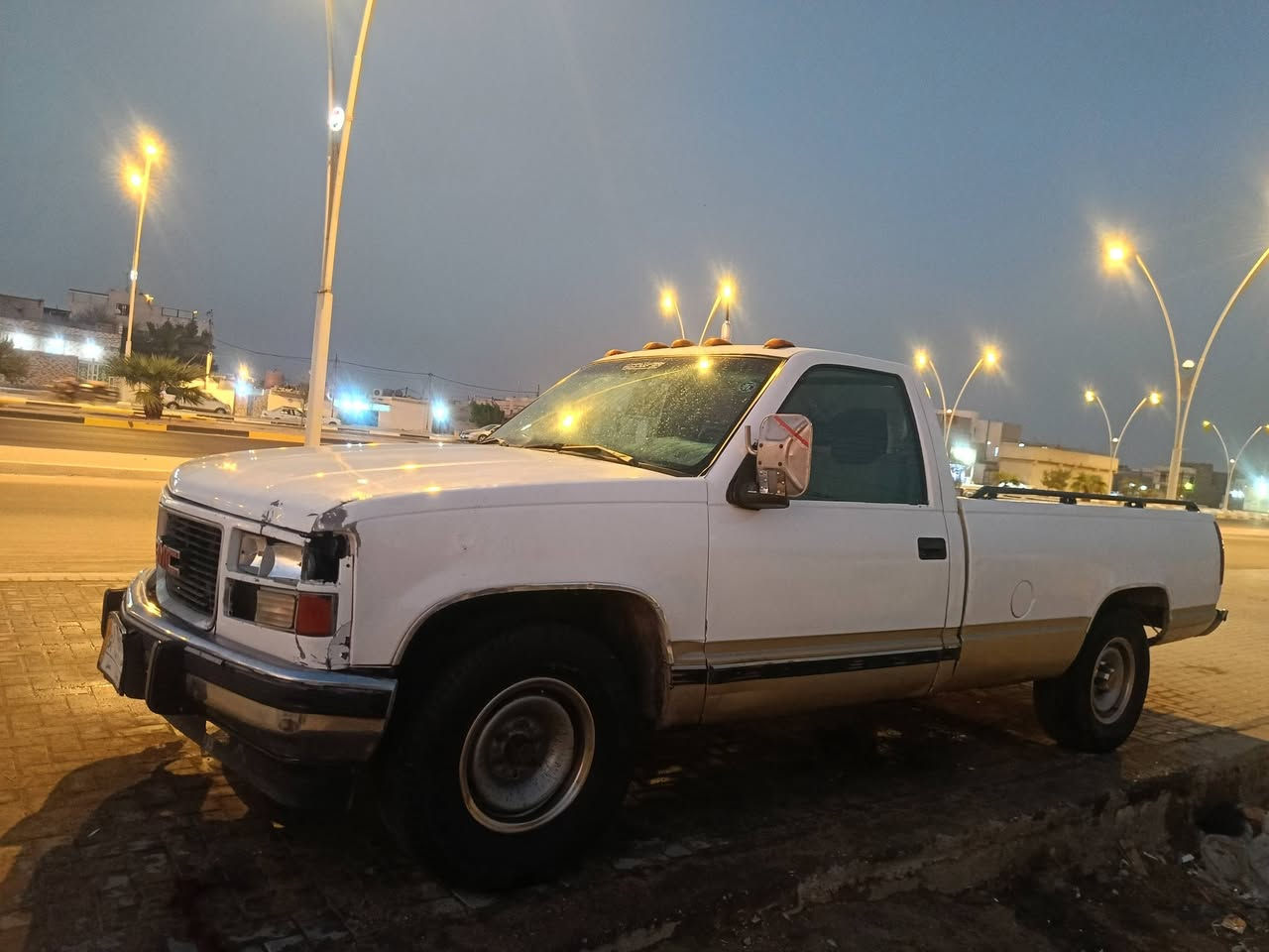سلام عليكم جي ام سي موديل91 سياره مشروع وطني تحويل يمته ما تريد
سنويه منتهيه ب19 كل غرامات علي
حداديه جديده صارله شهرين من بدلتها
سياره معمره ما صارله هواي 
المحرك بي صوت عن المفاشل ابيع كايمه 
رايده ب 30 وبيها مجال قليل
 البصره القبله ***********
