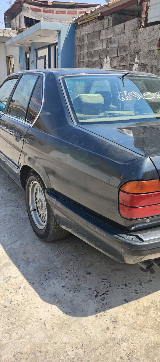 بيع مستعجل 1993 730i وارد ياباني 
45 بيها مجال قليل
رقم نينوى شرط التحويل سنويه 28
كير محرك اكسن شرط 
بيها 3 قطع ابيع صبغ عام 
بدون خياس بدون كص بدون دواخل شاصي شرط
وايرمنيه كلها شغاله 
تشغيل عن بعد جامات كهرب مري كهرب
بدون فتحه 
طخم امامي جديد تايرات جدد
طخم خلفي نص عمر 
شراي اتصل 
***********
***********
