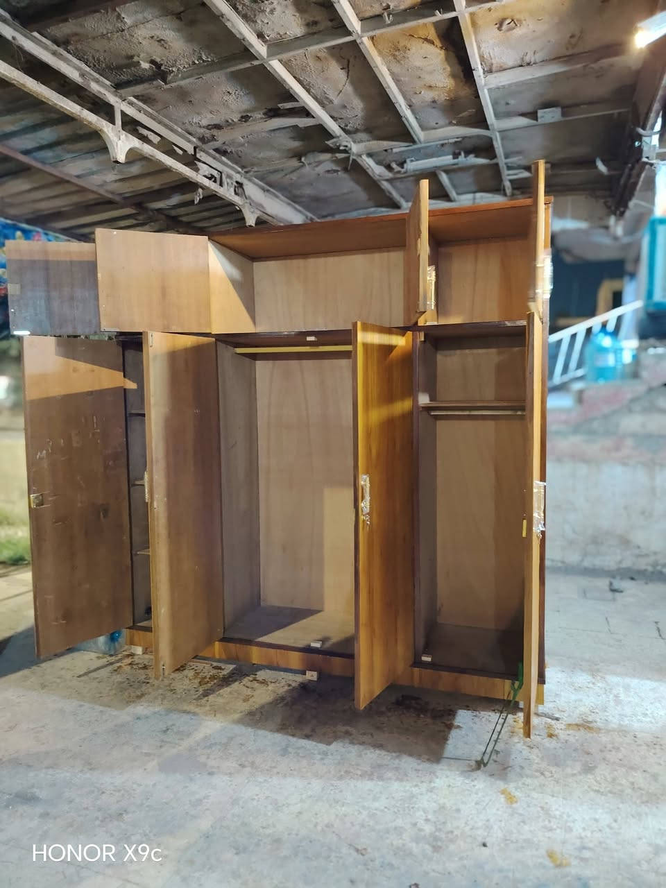 قنصور ملحق 4ابواب شرط ثكيل ونضيف السعر 190
***********
***********
