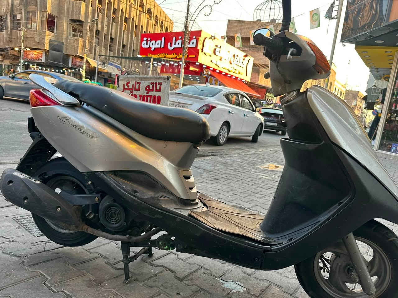 سلام عليكم للبيع بريز نكره سلفرمكينه خرسه كهربايات كلها شغاله كيجلت سرعه بانزين مكينه خرسه دزاجه هير من الله السعر 650 عنوان بغداد الاعظميه شراي يتصل ***********
