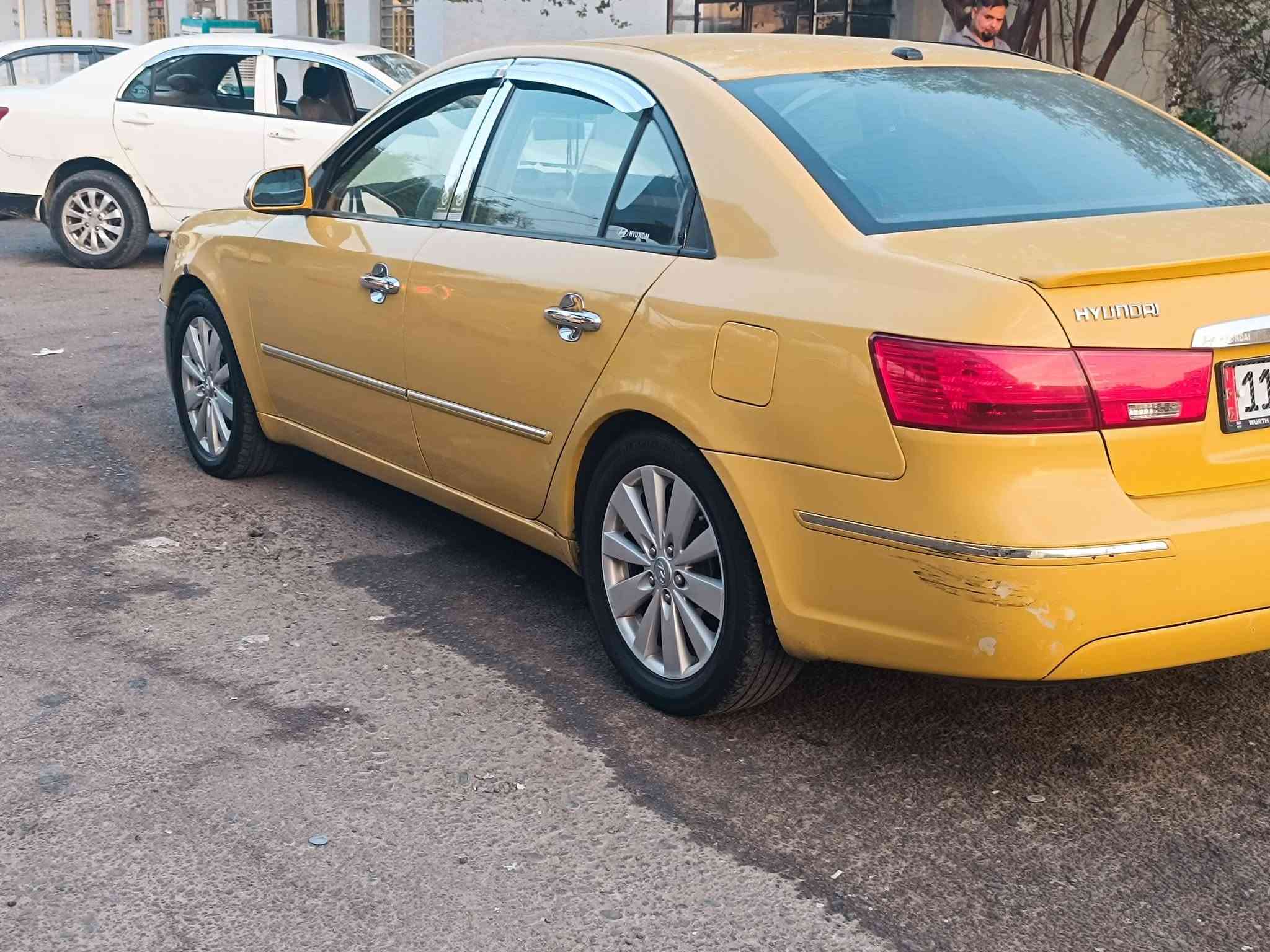 سلام عليكم.
سوناتا موديل 9 خليجي رقم بغداد بسمي مكينه 2400 
 بيه طخه جاملغ امامي فقط مصلح نفسه مامبدل 
السياره كفاله من الظربه والتبديل  
تبريد منظومه جديده تخم تاير 
داخل السيارة جديد بدون نقص  شرط 
مرفق فيديو للسياره بي تفاصيل اكثر 
للأستفسار اتصل واني خادم اسف على الأطاله
معروضة ب 105 وبيه مجال أتصل وتدلل 
‏‪***********‬‏
***********
@إشارة
