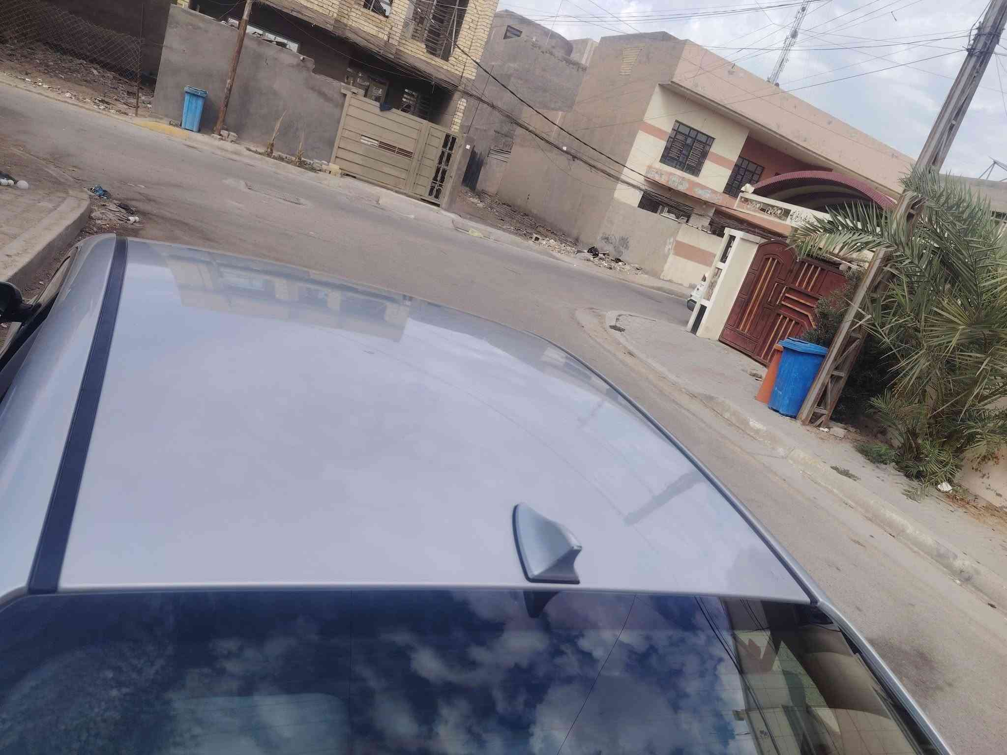 سلام عليكم فورتي ٢٠١٧ وارد أمريكي ليبل واحد حادثها بس بنيد بدون شواصي محرك ٢٠٠٠ دوش اسبورت شاشه كامره تحكم استيرن جهتين نضام سرعه تقليل بانزين تبريد ثلج صدر جديد تخم تاير جديد العنوان بغداد سيديه تحويل مباشر ثاني يوم ويمت ميعجبك داور سعر ١٠٥ وبيها مجال حك جيه *********** ***********
