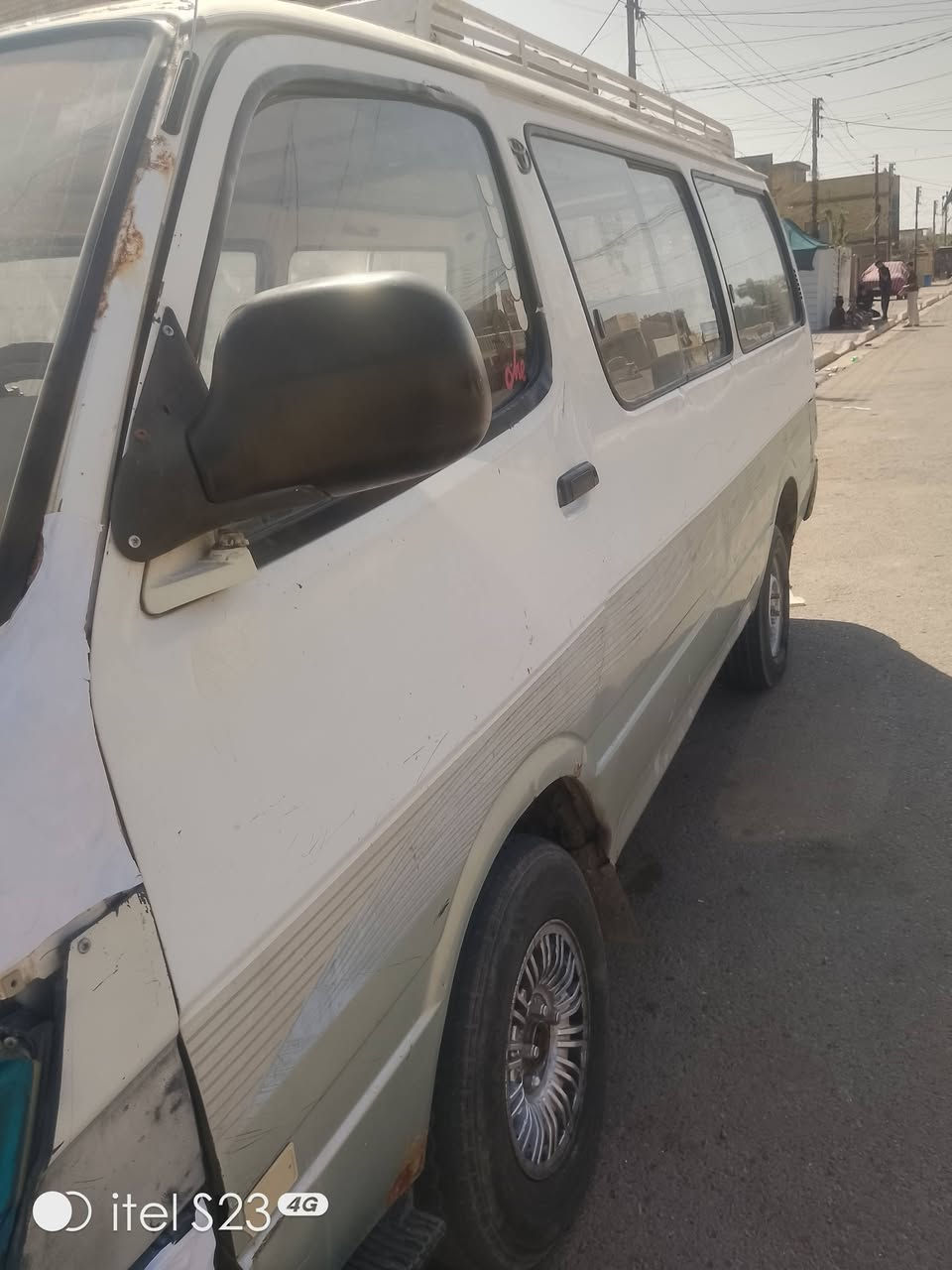 سلام عليكم سيارة للبيع كير مكينة بستة خير من اللة محور كاز بيهة حصة كاز بيهة بس تفاصيل بدون سنوية عوزة ترتيب شغالة نكرة سلف سعر 20 وبيهة مجال مكان بغداد حسينة راجدية ***********

نص مكتوب في الصور:
- itel S23 4G