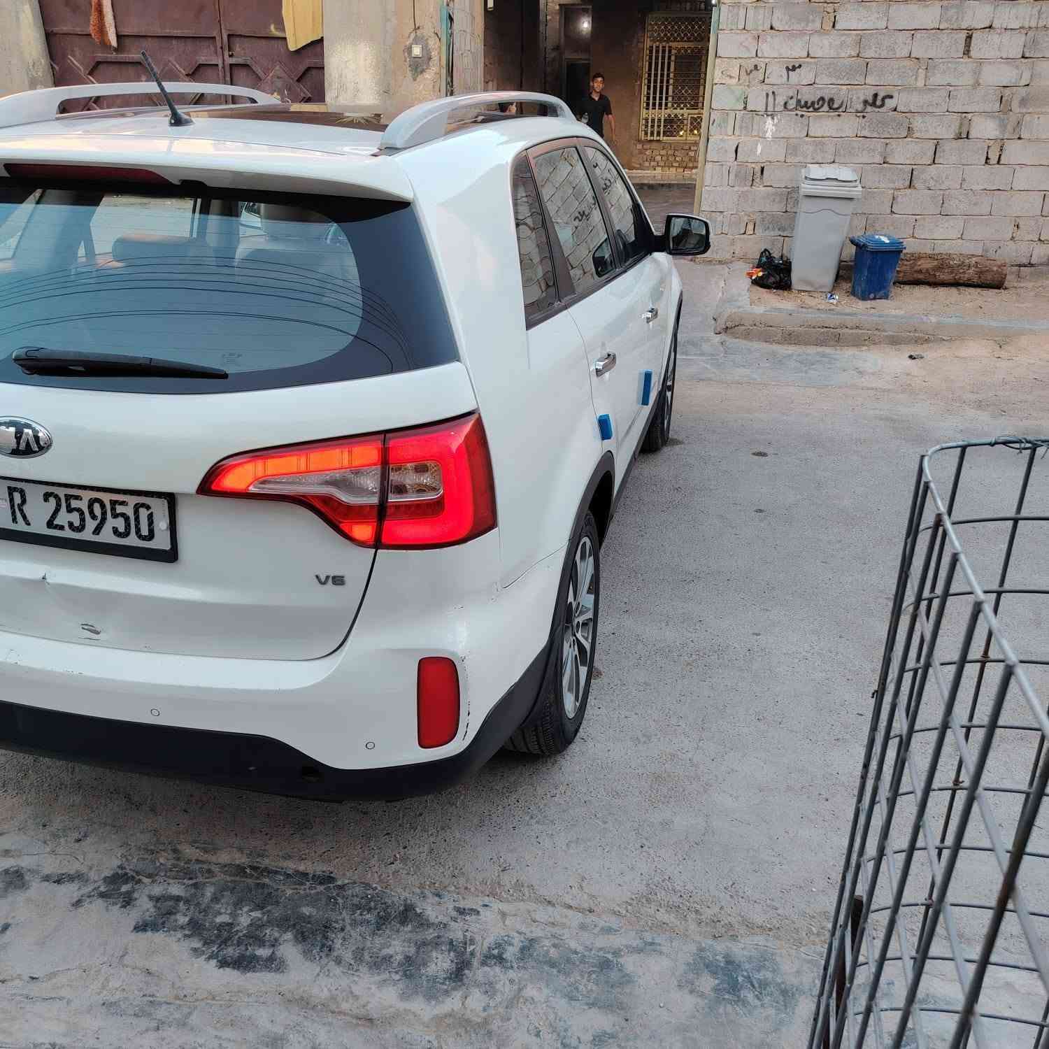 سورنتو 2014خليجي كفاله عامه فول مواصفات 7راكب
3قطع تبريد مكينه6 رقم بغداد 
***********
