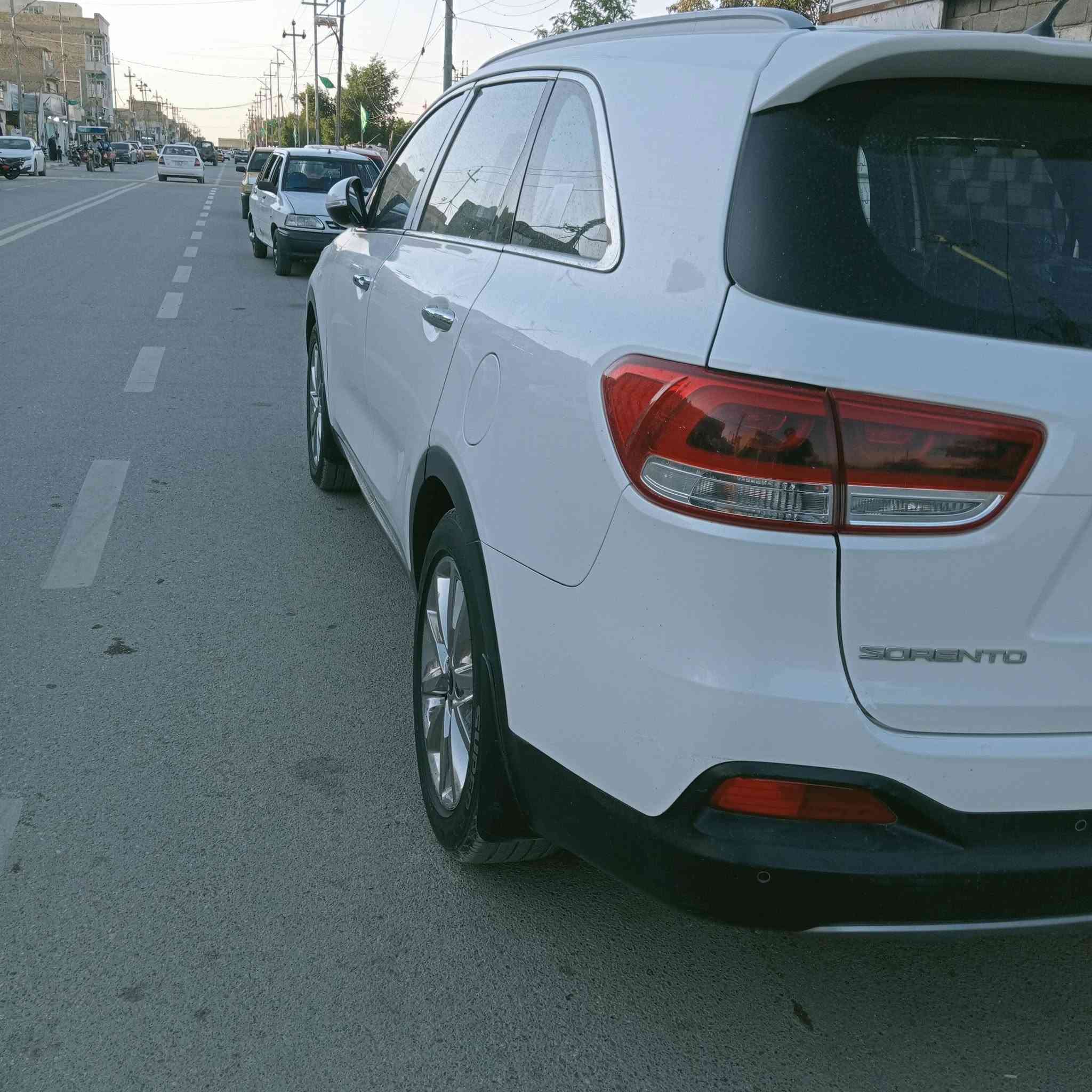 السلام عليكم سورنتو 17 خليجي سته سلندر 6 ثلاث قطع تبريد سبعه راكب العنوان كوت.   سعر      💵   210   ***********
