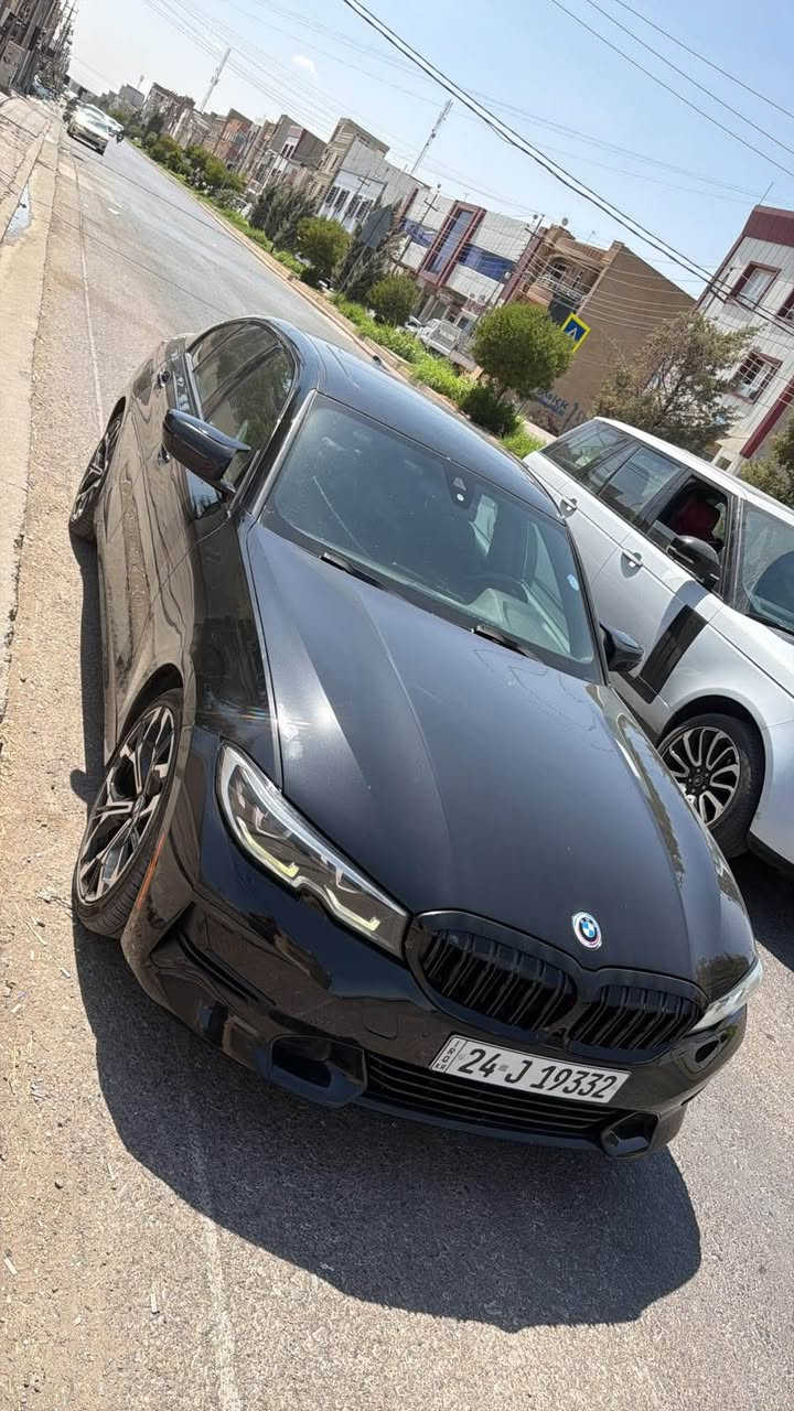 Bmw 330i 2021 
بيع مستعجل فرۆشتنی خێرا 
سعر جوه كل السوق 
بجم ورا كبس بدون دواخل بدون ايرباك 
گير محرك كله كفالة مكفول 
سيارة جدا مناسبه 
بيه ثلث اماكن صبغ و مكانين تعديل بارد 
كله بالسونار موجود و صور حادث 
سعر كلش مناسب 227 ورقة مجال حق الجية 
بدون مراوس بسسس بيع مستعجل!
مكان اربيل 
واتساب ***********

خوار هەموو بازار فرۆشتنی خێرا 
بێ ناو بێ ئیرباگ پێش و پشت کەپس 
گێر مەکینە هەمووی بەشەرت 
نرخی زۆۆر هەرزانە 
تەنها ٣ جێی بۆیاخە دوو پەلە بی دی ئار 
سۆنەر و رسمی حادیسەم هەموو داناوە 
نرخی 227 مەجالەکی زۆۆۆۆر زۆۆر کەم 
تکایە گۆرینەوە ناکەم فرۆشتنی خێرایە!
لە هەولێرم 
واتساب *********** أربيل, العراق

نص مكتوب في الصور:
- 15:24 3 / 10 1:1 bid.cars
- 15:25
- 4 / 10
- bid.cars
- 15:25 7 / 10 1:1 bid.cars
- 15:25 5 / 10 1:1 bid.cars
