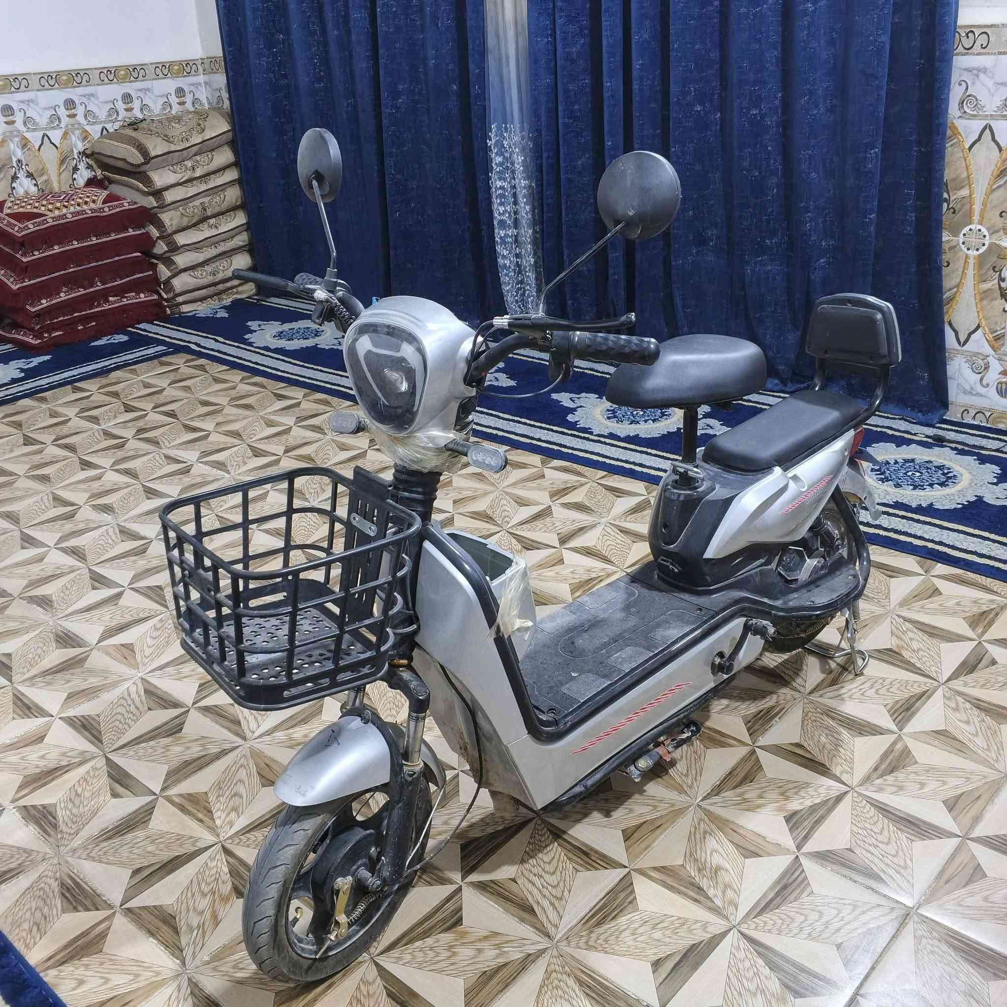 دراجة شحن • الكوفه شارع المعمل