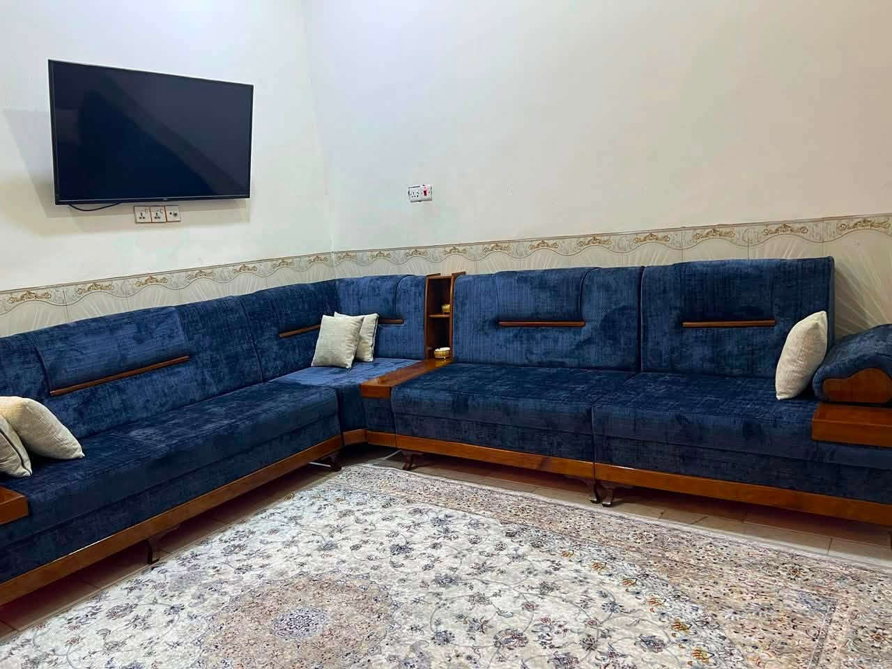 ﷽ 
﴿ إِنَّ هَٰذَا لَرِزۡقُنَا مَا لَهُۥ مِن نَّفَادٍ  ﴾
***********************
تم بعون الله
شغل درجة أولى 
بلاويد أسود خشب روسي 
أسفنج إكسترا أجود أنواع الأسفنج 
الالوان و التصميم حسب الطلب 
العنوان حي الصدرين/قرب مجمع أزياء نازلي شارع سعد أبو الجوادر للأستفسار الاتصال بالرقم ***********
