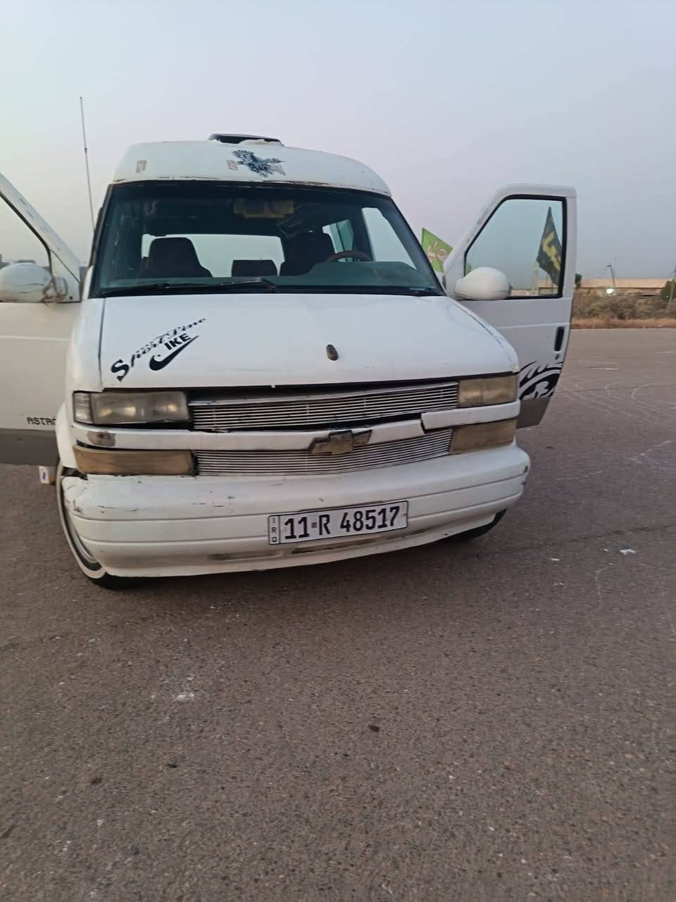 السلام عليكم سيارة فإن استرو سبعه راكب محرك بطه سعر 35 موديل 94 العنوان بغداد البياع موبايل *********** أو لا موشراي
