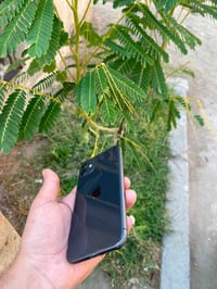 آيفون 11 • ١٢٨GB • البياع