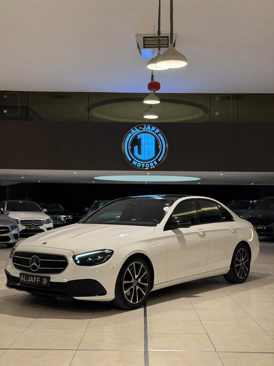 سعر جدا مناسب🔥🔥🔥
السلام عليكم 
للبيع فقط 
مارسدس E class موديل 2021 ماشية 45 الف
مواصفات (كامرا ورادارات وبصمات وحساسات ونقطة عمياء وتحديد مسار واناره مخفية وكشنات تدفئه و سماعات برو ماستر وبعد هوايه مواصفات)
🚨السياره وارد الماني ضمان دولي بصمتين
السياره مكفوله بدون صبغ حتى الدعاميات بشرط وگير ومكينه وحداديه كلها بشرط 

السياره مرقمه وجاهزه 
السعر : 315$ ورقه 
للاستفسار: ‭***********‬
العنوان : السليمانية المعارض الجديده معرض(الجاف)
