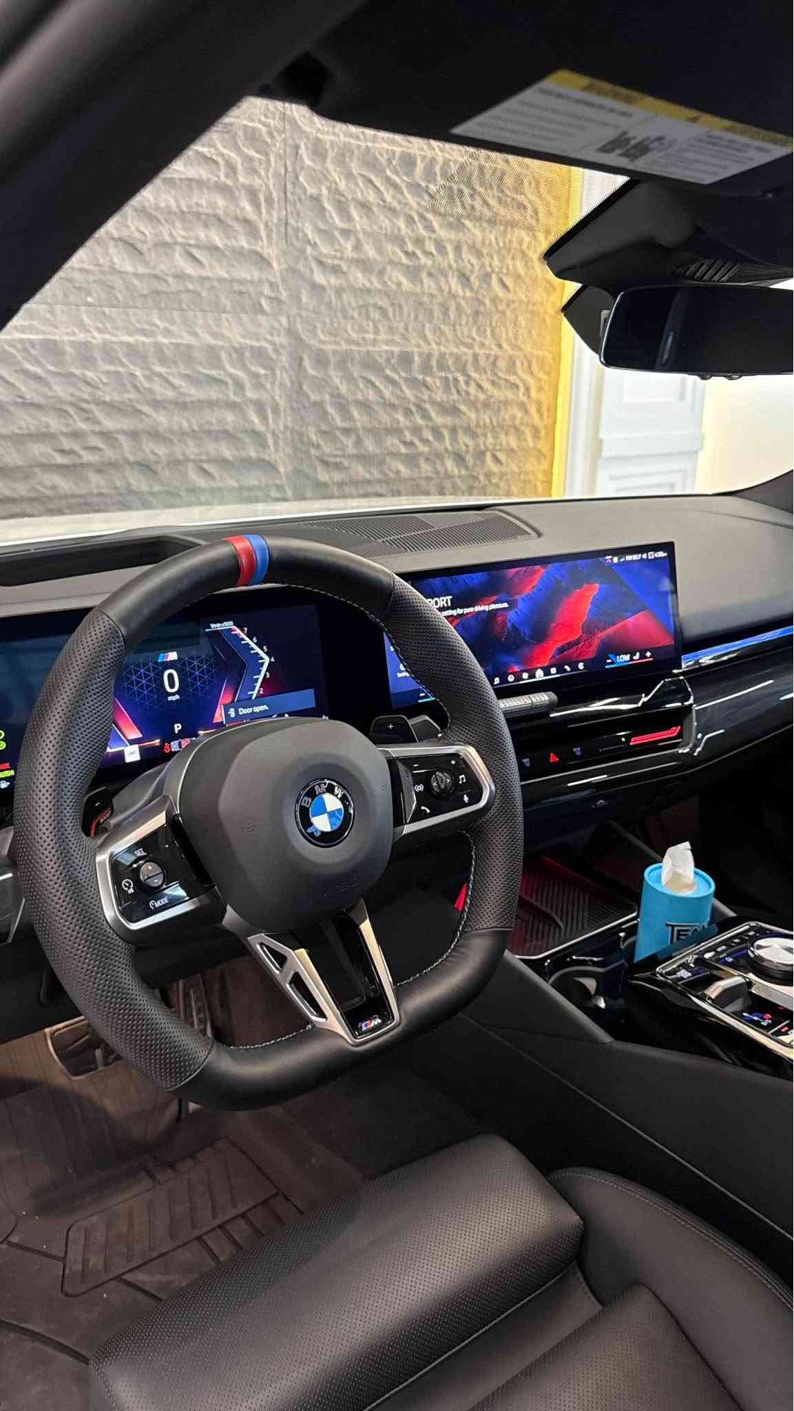 Bmw 
530i
2024
M package bilad
Amriki
Clean title da3ami lo da3ami
23.000 mile royishtia
Full muwasafat
540$ waraqa w majal
***********
—————————
بي ام
٥٣٠ اي
٢٠٢٤
ام باكج بلاد
وارد امريكي
كلين تايتل
مكفول كامل 
٢٣.٠٠٠ مايل ماشية
فولل مواصفات 
٥٤٠ ورقة و مجال
*********** أربيل, العراق
