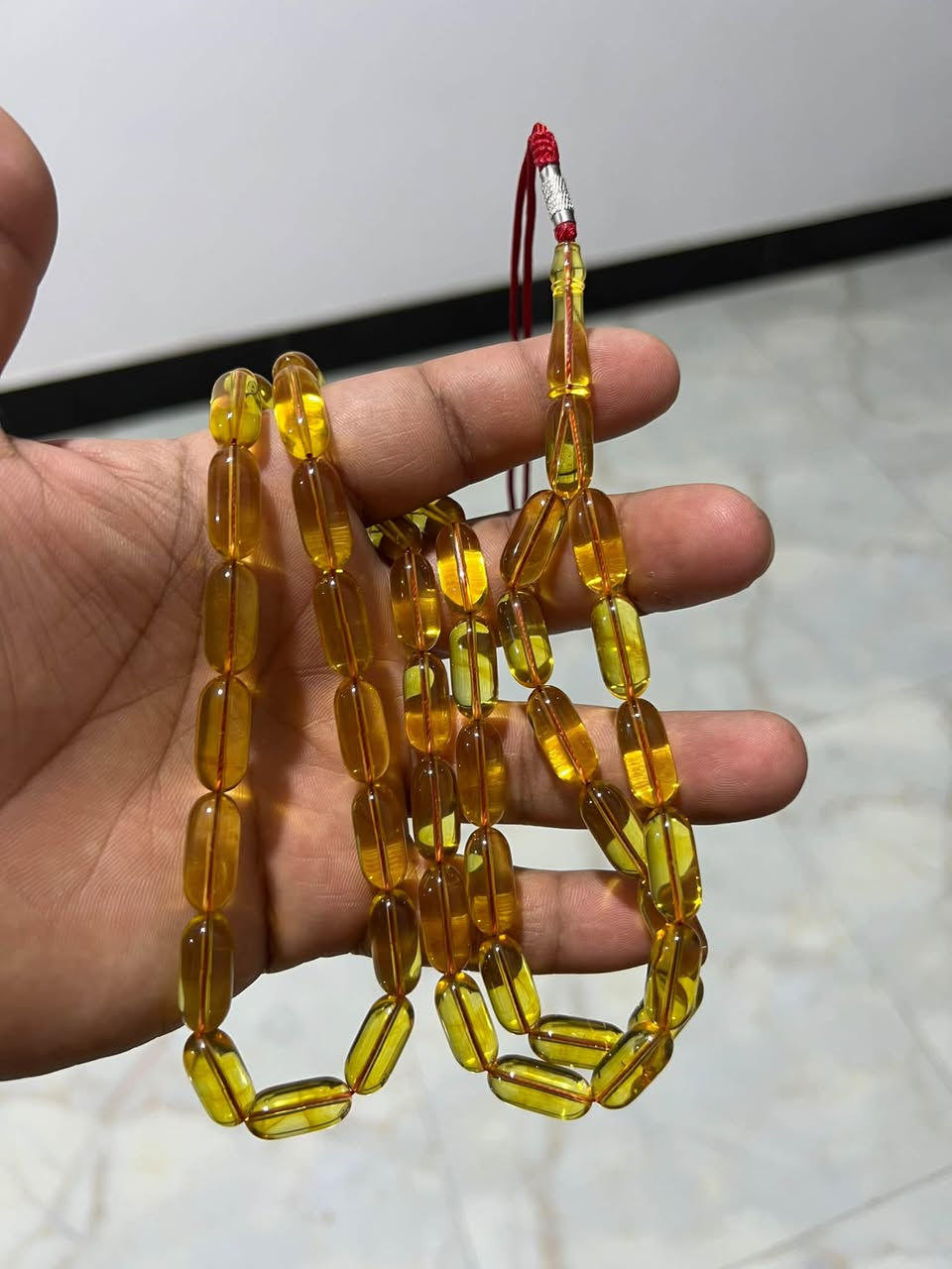كهرب حر شرط  شفاف بولوني شغل كويت  ٣٨ ونص غرام ٤٥ حبه سعر الغرام ٨$ وبي مجال مكان البصره ***********
