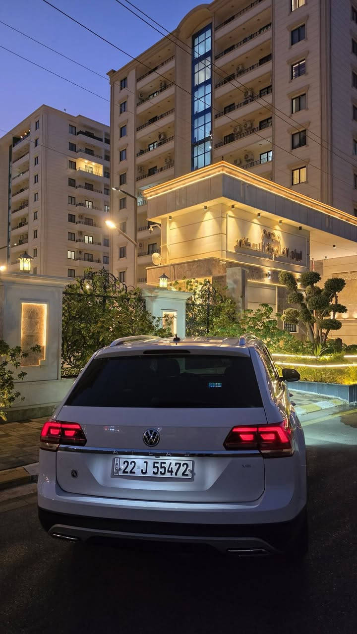 Volkswagen Atlas 2018
محرك V6 مواصفات SE
بانوراما شاشة كبيرة الحجم
 رادارات، نقطة عمياء
بردات ، 7 راكب 
ماشية 127000 الف كيلو فقط
صور الحادث مرفقة بالمنشور
رقم اربيل الجديد تحويل ثاني يوم
السعر : 170$ وبيها مجال بسيط
للاستفسار : ***********
