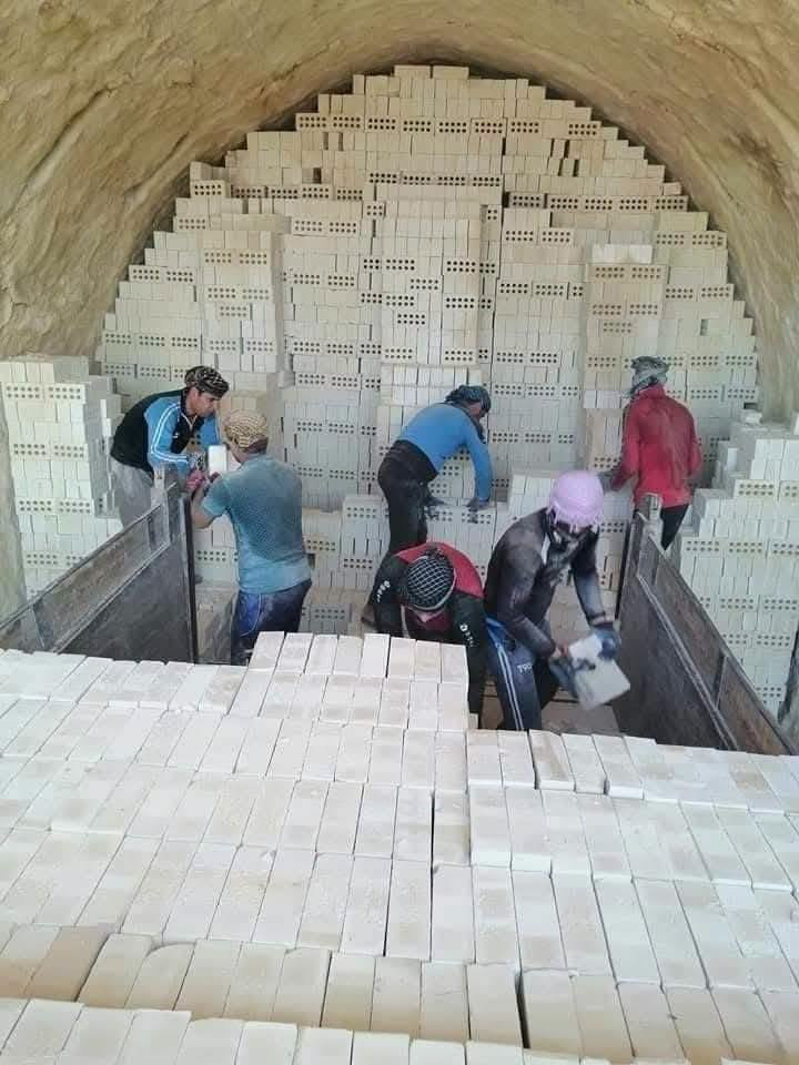السلام عليكم يوجد لدينا طابوك من مجمع النهروان درجه اولى نسبة املاح قليله جدا يوجد واتساب على الرقم التالي *********** يوجد توصيل لى كافت المحافظات اتصل وبيك خيروتدلل طابوك درجه اولى % من رخصة مدير الكروب المحترم

