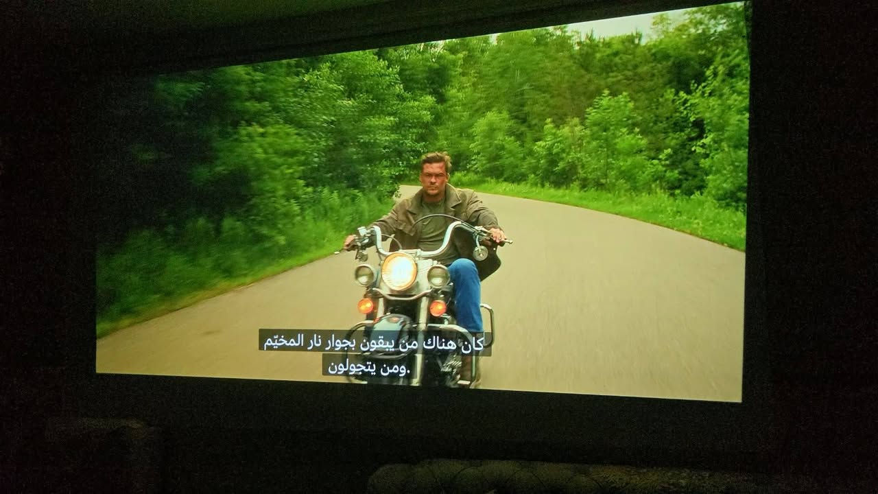 👇👇👇👇
وصل عملاق الاجهزه  Wimius G1 انتاج سنه 2026 بنظام Googel TV
🌟 قوة الإضاءة والعرض
السطوع: يبلغ 1500 لومن ANSI، مما يتيح إضاءة مساحة عرض تصل إلى 321 سم في البيئات المظلمة.
نسبة التباين: تبلغ 25000:1 لتقديم تفاصيل أعمق بين الألوان الداكنة والفاتحة.
الدقة الأصلية: شاشة عرض عالية الوضوح بدقة 1920 × 1080 بكسل (Full HD) يدعم دقه 4k
عمر اللمبة: وحدة LED مصممة للعمل حتى 30000 ساعة (ما يعادل 20.5 سنة عند استخدامه 4 ساعات يومياً).
🛠️ ضبط الصورة والتحكم
تصحيح الانحراف: يدعم ضبط الصورة الذكي (الأفقي والرأسي).
التعديل الرقمي: يعوض رقمياً التشوّه شبه المنحرف الناتج عن زوايا العرض المائلة.
🎬 النظام والتشغيل
دقة الفيديو المدعومة: يعالج الإشارات بدقة تصل إلى Full HD 1080P و4K.
نظام التشغيل: يعمل بنظام Google TV كمركز وسائط متكامل لتشغيل التطبيقات المتنوعة مباشرة.
مشغل الوسائط: مدمج لتشغيل الملفات تلقائياً دون الحاجة لجهاز كمبيوتر أو مصدر خارجي.
🌐 الاتصال اللاسلكي والصوت
تقنية البلوتوث: مدمجة لسهولة توصيل السماعات ومكبرات الصوت الخارجية لاسلكياً.
بث الشاشة: يدعم ميزات العرض اللاسلكي وعكس الشاشة عبر Miracast وAirplay وChromecast لبث محتوى الهواتف والأجهزة الذكية بسهولة.
للحجز والاستفسار
☎️. ***********

#داتاشو #بروجكتر #سينما #تعليم #عارض_سينمائي
