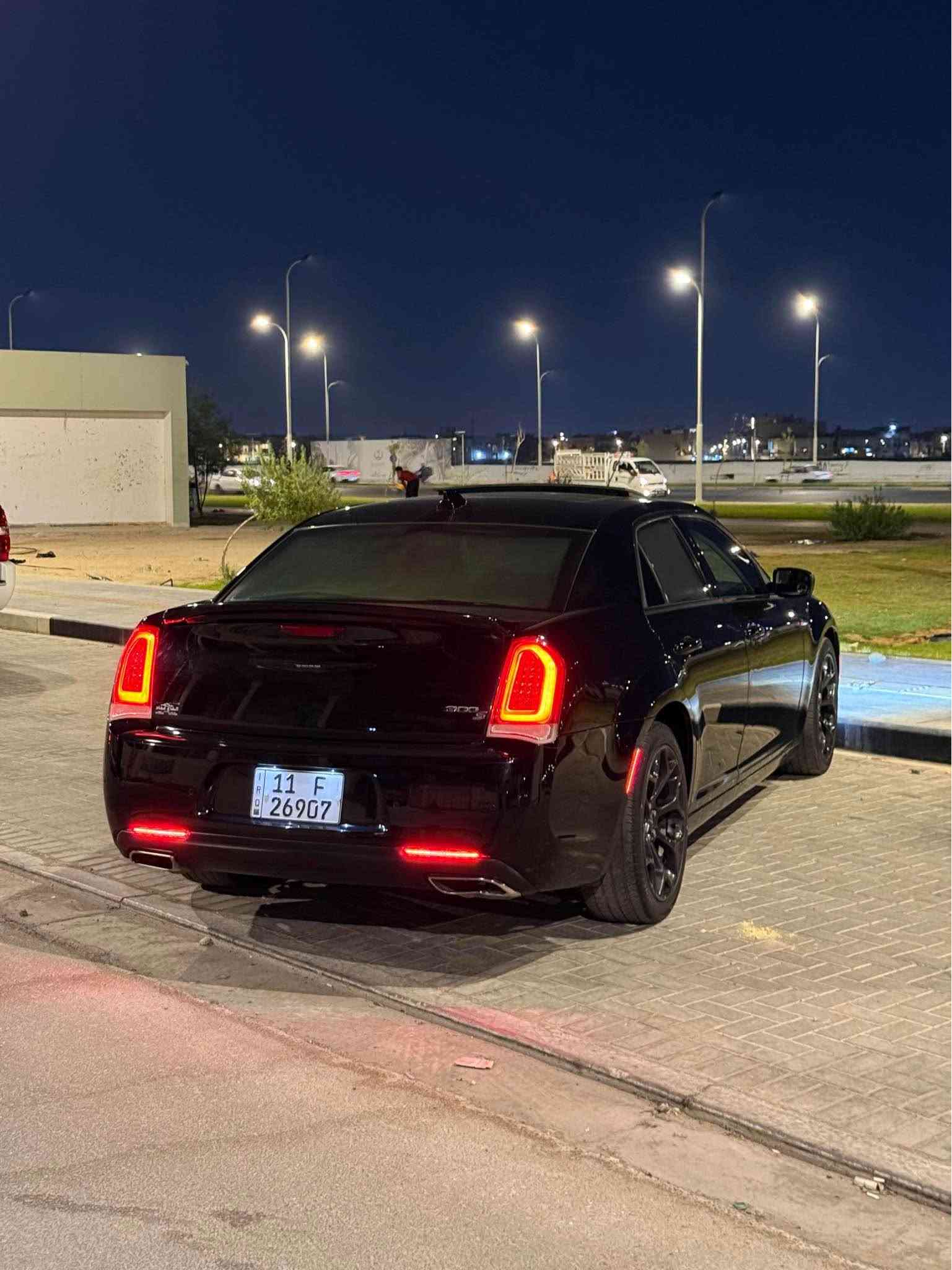 السلام عليكم 

كرايسلر اوباما LIMITED2020 للبيع اوصولي 

السيارة وارد امريكي بدون حادث بدون صبغ بيه بس بارد صور الفحص موجودة بالمنشور 

السيارة جديدة ونضيفة 

الممشى:70.000 ميل

المحرك:6 سلندر 3.6

مواصفات LIMITED معروفة 

-سقف بانوراما 
-كشنات جلد 
-كشنات تدفئة تبريد 
-كشنات خلفية تدفئة
-استيرن هيتر تدفئة 
-كشنات خزن ميموري
-شاشة كار بلاي 
-بصمة تشغيل وتشغيل عن بعد 
-حساسات خلفية 

2C3CCAEGXLH108792
رقم الشاصي اذا تريد اتشوف صور السيارة

السيارة رقم بغداد الجديد تحويل ثاني يوم

مكان السيارة البصرة.

رقم صاحب السيارة:‭*********** البصرة, العراق
