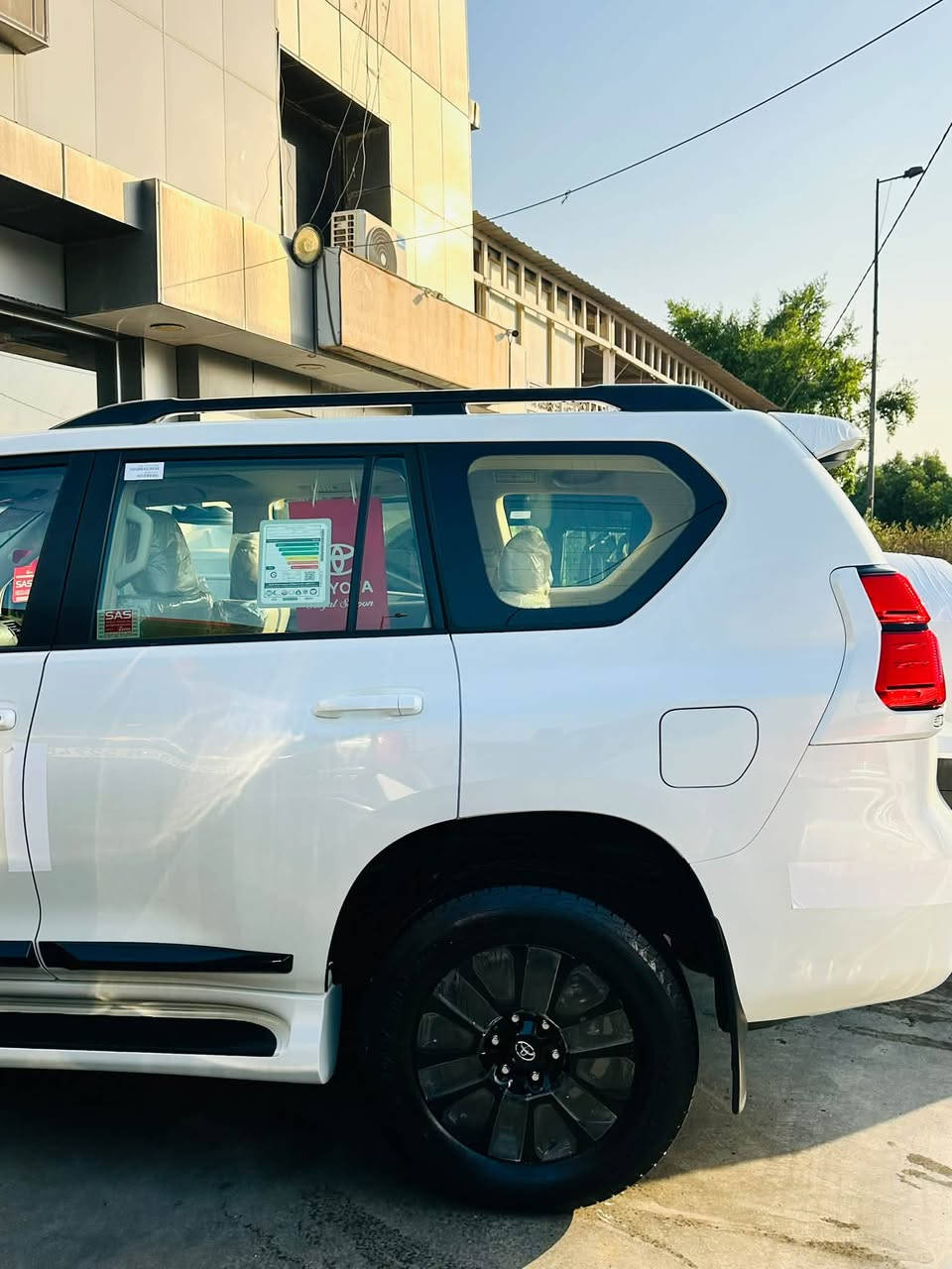 برادو TXS • ٢٠٢٣ • رقم بغداد