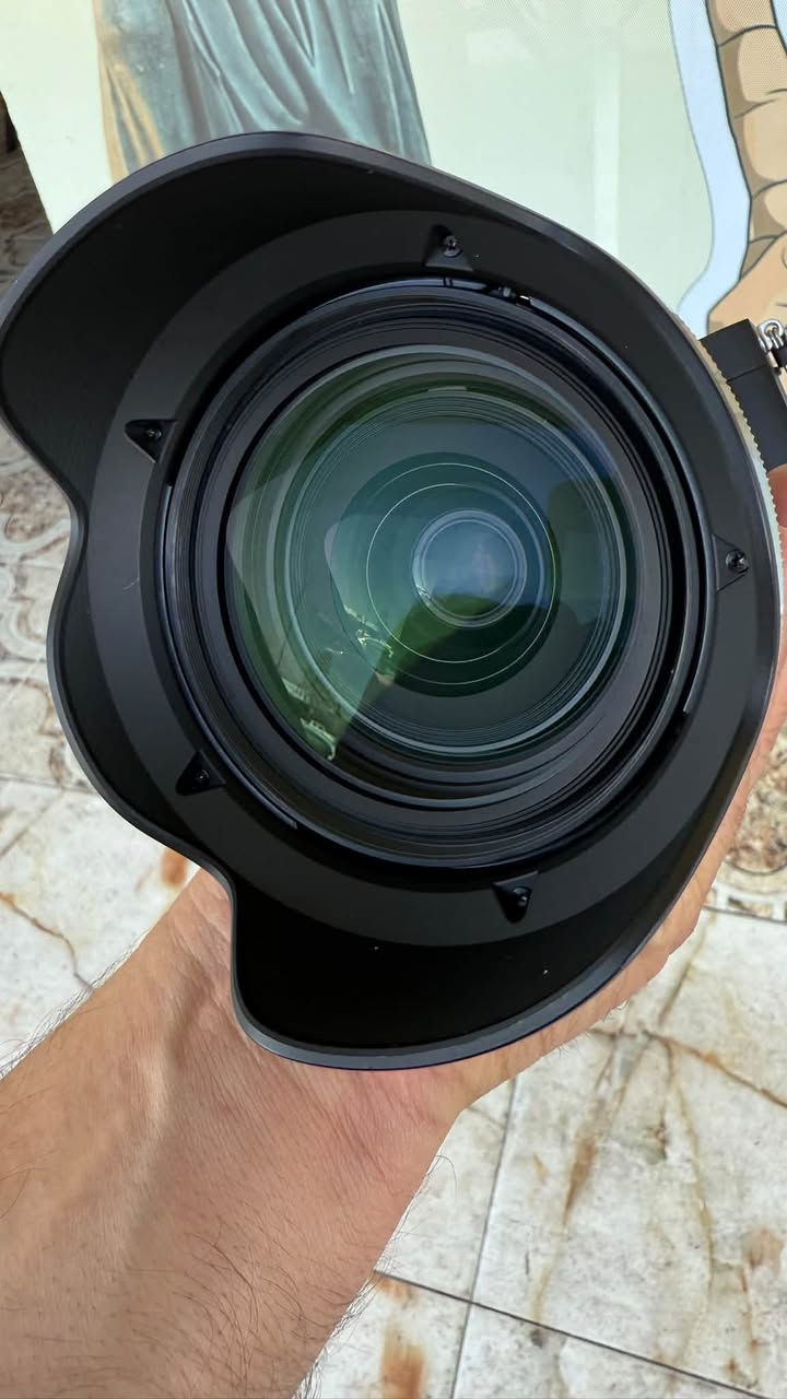 سوني A7R iV
عدسه سيگما ارت 24/70 f2.8
زور زور خارين 
***********
