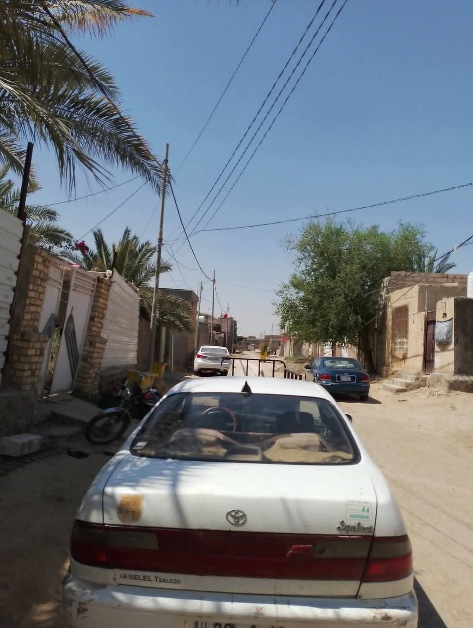السلام عليكم سياره كرونه نفخ موديل 92 گير ومحرك خير من الله بقية التفاصيل شوفت عينك السعر 40 وبيه مجال السياره بسمي 
للاستفسار اتصل ***********
