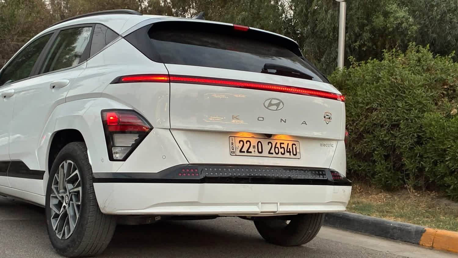 هيونداي كونا كهرباء موديل 2024
فئة لمتد فول 1/1
بانوراما كشنات جلد كهربائية
تدفئة وتبريد كشنات داتا شو
5 كامرات كاميرا 360 درجة
أوتو بارك دخول وتشغيل بصمة
شاشة كبيرة

نظام ملاحة
Apple CarPlay وAndroid Auto
شحن لاسلكي
مثبت سرعة راداري
تحديد مسار
نقطة عمياء
حساسات أمامية وخلفية
مرايا كهربائية
تحكم ستيرن
نظام صوت BOSE
وباقي المواصفات المعروفة
السيارة كلين فقط الدعامية الأمامية 
مصلحة نفسها بدون إيرباك
المكان بغداد المنصور

لمعلومات اكثر الاتصال
 ***********
