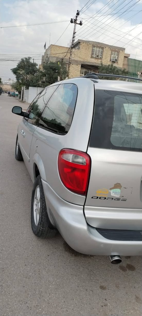 السلام عليكم
للبيع دوج كرفان موديل ٢٠٠٧
سيارة نظيفة جدا مال جناي محرك ٢٨٠٠ تخم تاير جديد باتري جديد تبريد تدفئة حدادية نظيفة كهربائيات وضع الشركة ابواب السلايت والصندوك كهربائيات السيارة ترايك دول مو محافظات بالواقع اجمل من الصور السعر ٨٥ وبيهة مجال قليل حك الجية العنوان جكوك للإستفسار ***********
