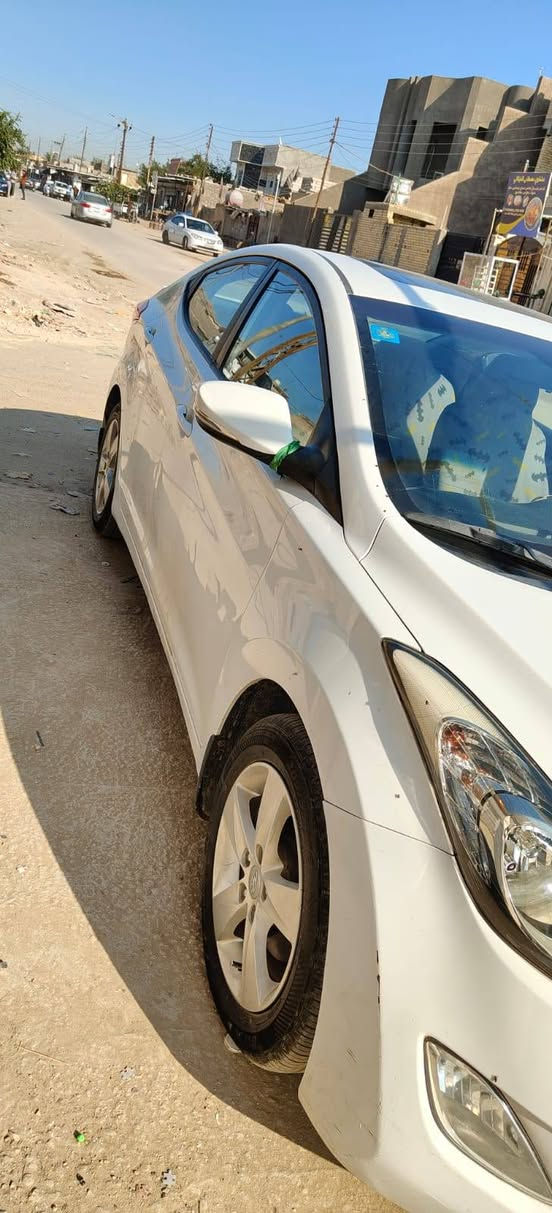 النترا موديل 12خليجي بيه بابين مصلحات سياره جديد سعره 95$وبيه مجال حك الجيه رقم ***********
