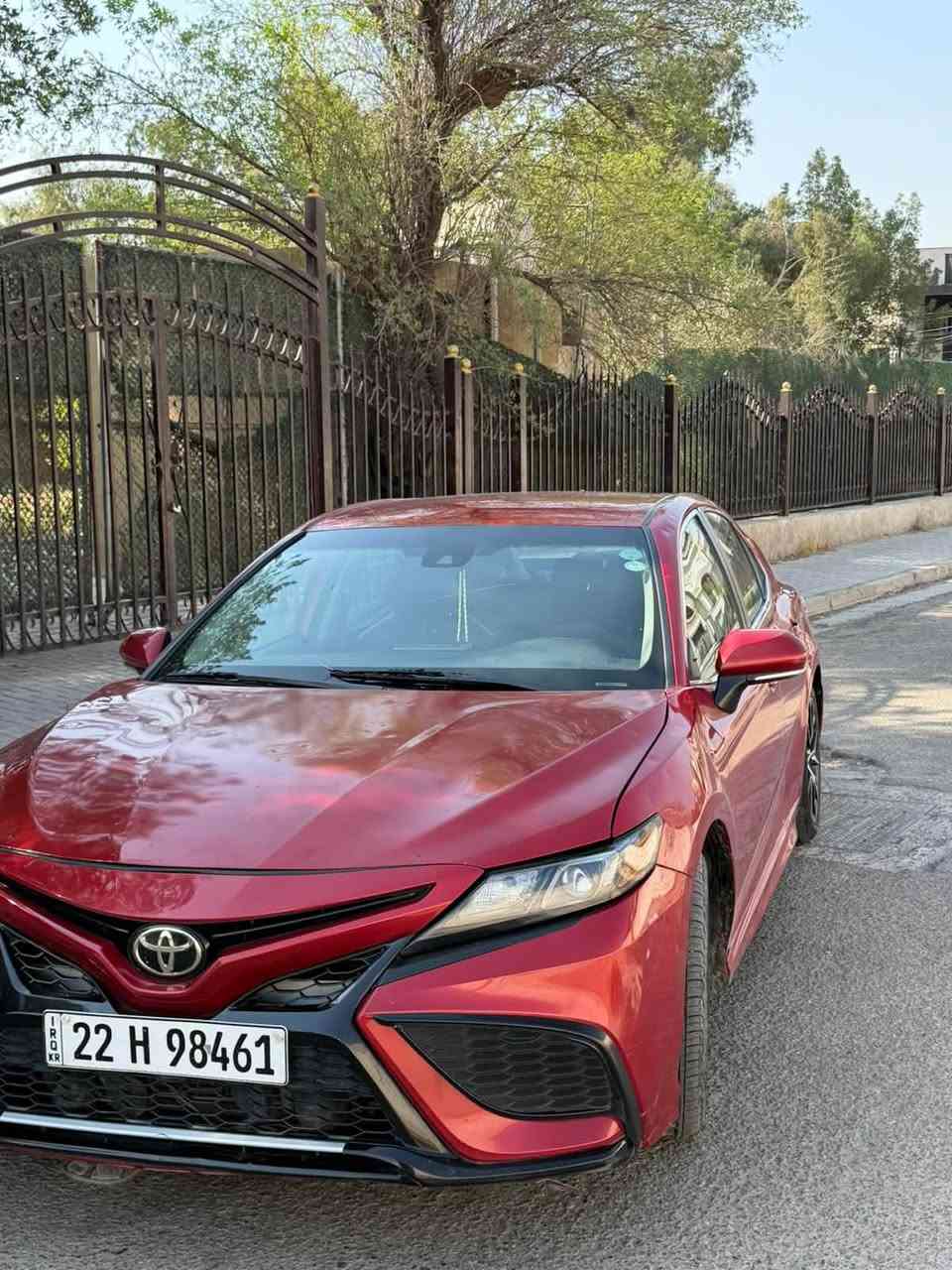 � كامري 2022 SE وارد أمريكي للبيع
🔸 اللون: ماروني
🔸 الموديل: 2022 SE
🔸 وارد أمريكي
🔸 السيارة فول أوبشن عدا الفتحة
🔸 كير + مكينة + تبريد + كهربائيات بحالة جيدة
🔸 صدر الباتر جديد بالكامل
🔸 بيها 5 قطع صبغ، وصور الحادث موجودة بالمنشور
🔸 بيها تعمير بالشاصي، والحادث موضح بالصور
🔸 صفحة السكن بدون قص، فقط تعمير
🔸 السيارة عليها حالوب بغداد
🔸 رقم أربيل دولي جديد
🔸 السنوية جديدة وباسمي
🔸 التحويل وكالة، وثاني يوم يتم التحويل

💰 السعر: 143 مليون، وقابل للتفاوض

📍 مكان السيارة: بغداد

📞 للاستفسار: ***********
