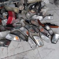 قطع غيار • لايتات • محور