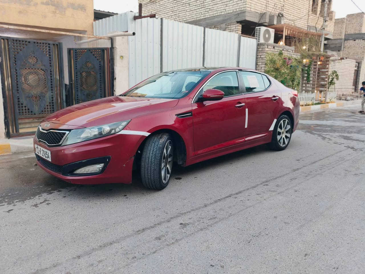 السلام عليكم
سيارة كيا اوبتيما  للبيع أمريكي موديل ٢٠١٢

مواصفات فول واحد على واحد

* بصمه تشغيل أبواب 

*بصمه ترحيب 

*مري شفط 

*أشاير بالمري    

*سقف بنوراما    

*كشنات جلد

*قطعتين تبريد

*كشن كهربائي 

*تحكم ستيرن فول 

*شفتات بالستيرن 

*حساس خلفي 

*ميموري خزن

*نظام ايكو

*نظام abs +مانع انزلاق

*اضاء النقطة العمياء  

*محرك SXT-GDI 2000

*كير اوتماتيك

*خمسه ويل كب  

*كير مكفول

*دبل صالنصه

*تخم تاير جديد
*تبريد ثلج
سياره فول 1/1 بعد اهواي مواصفات 
رقم بغداد سنوية بسمي 
السياره بيها باتين بدون داخل اليمنه فقط 
مكان السياره بغداد 100$
***********
