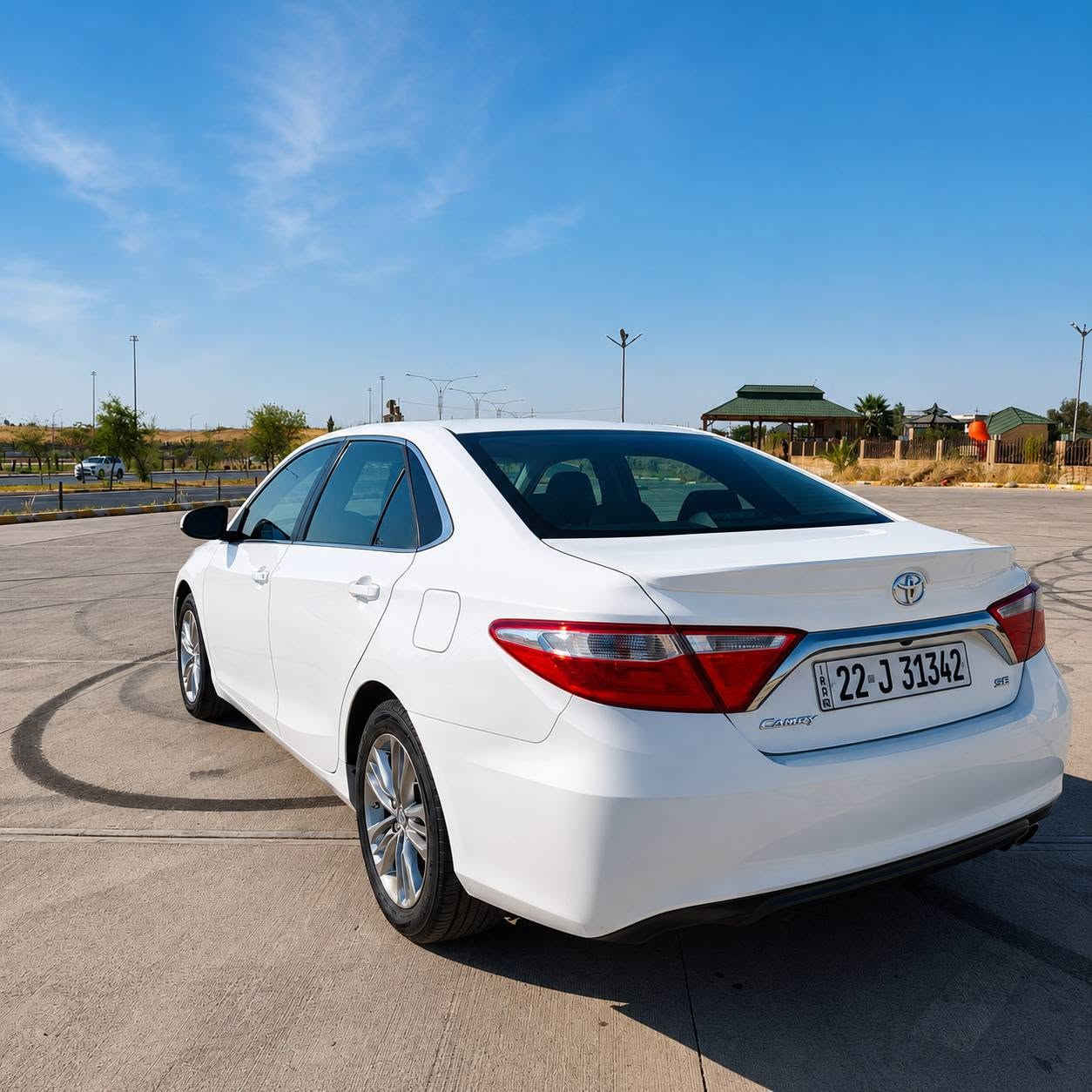 TOYOTA CAMRY 2017
لون ابيض ثلجي 
رقم اربيل
محرك 2500 . 4 سلندر
كشن جلد 
تحديد مسار
شفتات ستيرن 
قيادة ذاتية 
مثبت سرعه
كامرا خلفية
ويل كروم
وبعد موصفات الse معروفة
ماشي (100) 
حادثه فقط بونيد صبغ بدون تعديل
گير محرك شرط ما مفتوح
هزة جديدة لغاية 2027
رقم أربيل دولي سنوية لغاية 2030
تايرات صدر جديد
شرط التحويل والوكالة
السعر (160) 
مكان السيارة كركوك
الرقم (***********)
