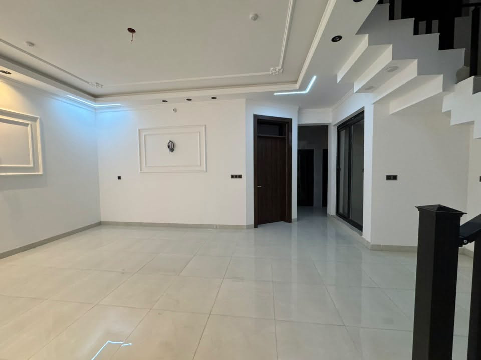 بابل الحلة • ١٥٠م • ٣غرف