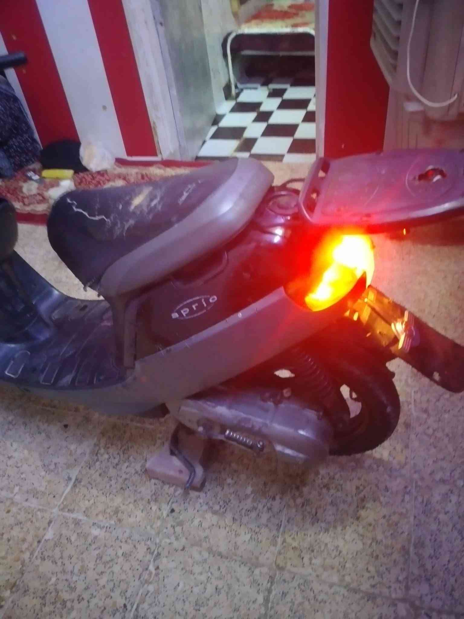 سلام عليكم درجة زعره خطين للبيع شغاله هندر واحد كهرباياته كله شغاله لايت بك لايت اشاير هورن دشبول كله شغال العنوان الدوانيه السعر 250 وبيها مجال الرقم *********** بي واتساب
