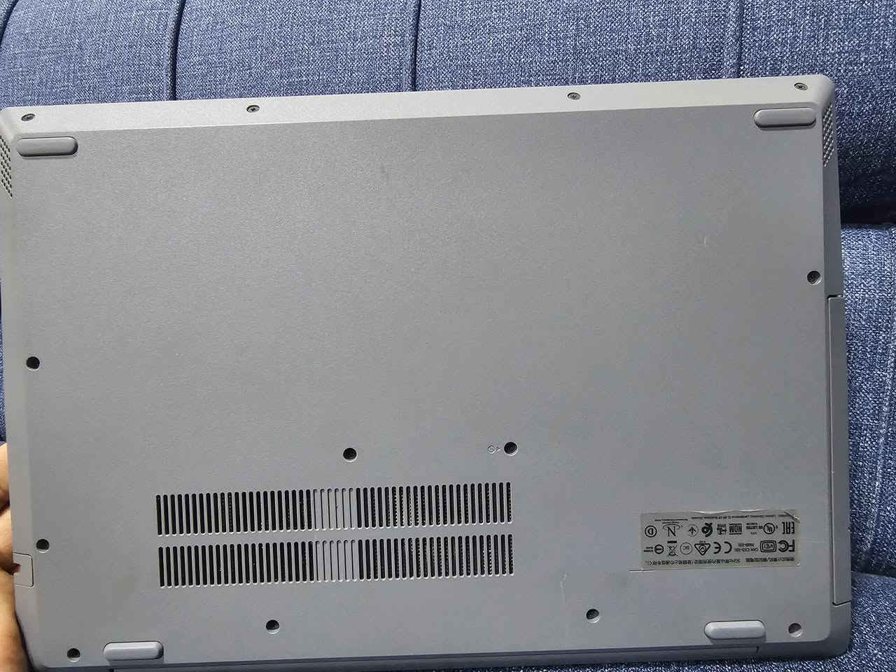 لابتوب Lenovo جديد مستخدم شي قليل للبيع او للمراوس بأيفون او ايباد .جيل السابع ...CORE i7
الهرد مستبدل 128 بدلته ١٠٠ .الف
السكن ديالى بعقوبه
الاستفسار الاتصال على الرقم .***********
