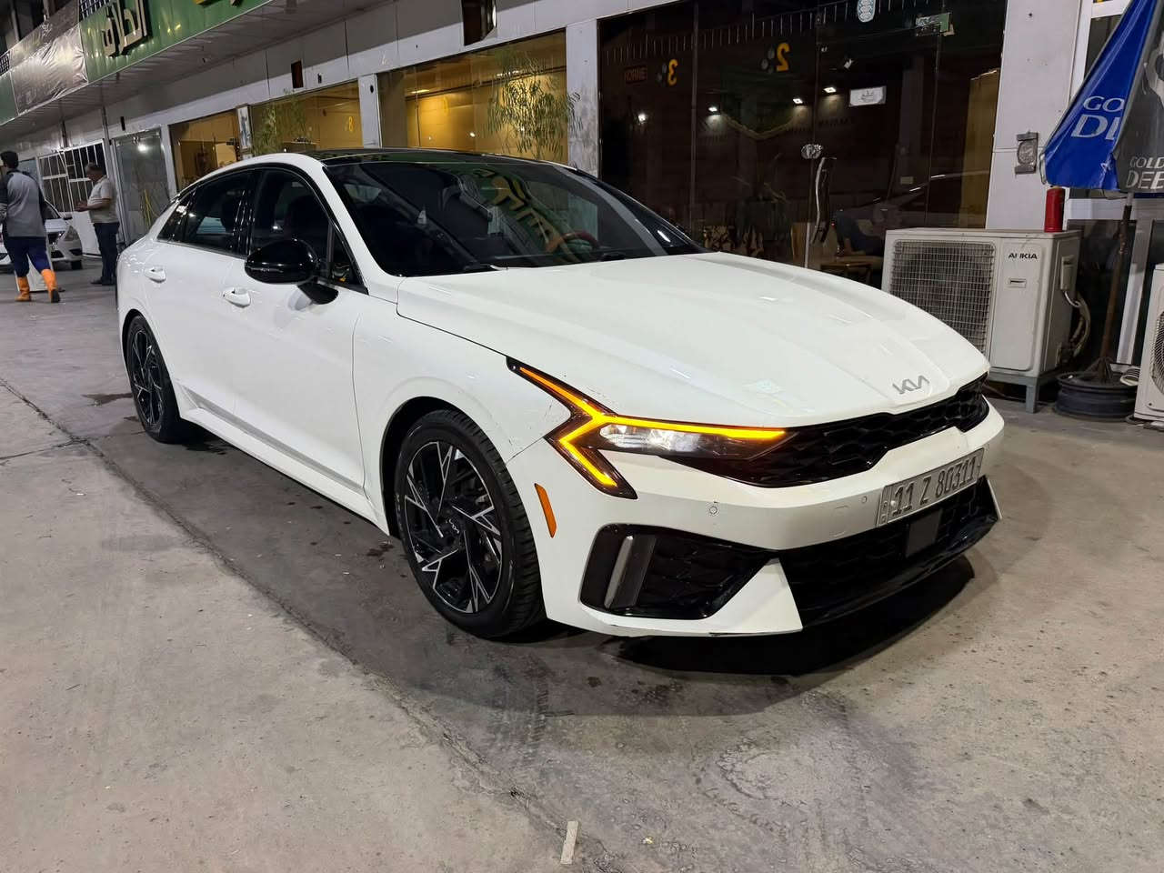 اللهم صل على محمد وآل محمد
🚘 للبيع Kia K5 GT-Line موديل 2025 

السياره فول مواصفات. تحكمات رادارات. فتحة سقف بانوراما. 

مثبت سرعه.  قياده ذاتيه.  حساس تصادم امامي. توقف ذاتي. تشغيل عن بعد. فول السياره 1/1. 

ماشيه 15,000ml 

• الموديل: 2025. 

• السيارة: Kia K5 GT-Line. 

•المحرك :  2500. 

• الحالة: نظيفة وجاهزه. 

• الاستخدام: شخصي.   

• السعر:19,800 💰. 

• قابل للتفاوض بالمعقول. 

•الضرر: جاملغ خلفي وجزء من الصندوق بدون دواخل ايرباك سليم. 

• السيارة جاهزة للفحص والمعاينة. 

📍بغداد /حي تونس 

***********
