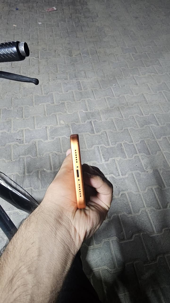 🔥 iPhone 14 Pro Max — 256GB
📱 محوّل إلى شكل 17 Pro Max
🔹 التحوير شكلي فقط ومذكور بالإعلان بشكل واضح
🔹 الجهاز بلادي وكله مكفول
🔹 شرق أوسط — عربي
🔹 دبل خط
🔹 بطارية 81% 🔋
🔹 شرط الفحص والتأكد من الجهاز قبل الشراء

⚠️ ملاحظة مهمة: الجهاز محوّر شكلياً إلى 17 Pro Max، لذلك المشتري يكون على علم بالتحوير قبل الشراء، والفحص مفتوح بالكامل.

💰 السعر: 775 ألف
🤝 وبي مجال للطيبين

📍 النجف — الكوفة
📲 واتساب أو خاص
☎️ ***********
