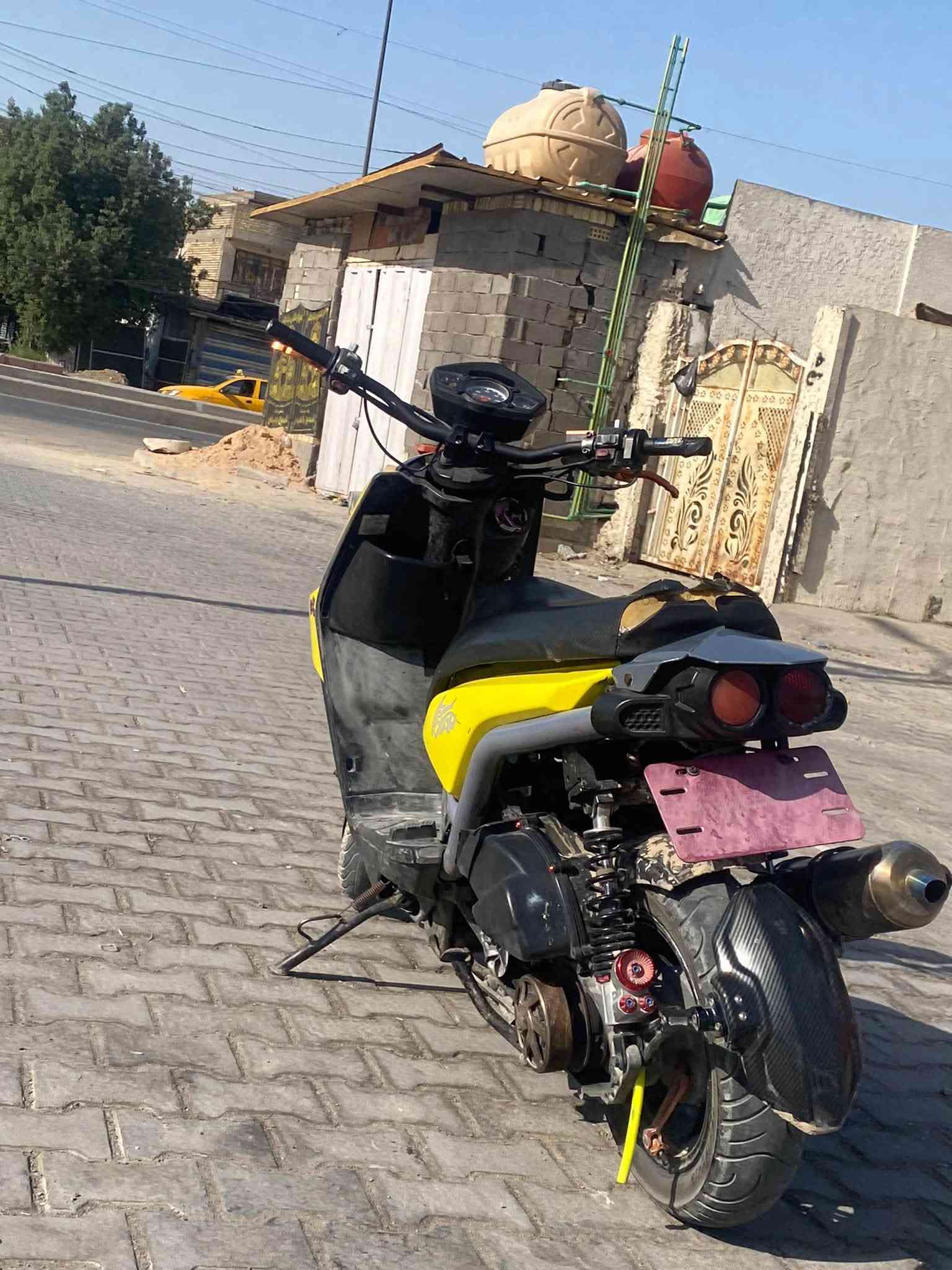 سلام عليكم سكنس جبلي ملاحضه//الدراجه ممغسوله//مناقصه شي الكفر بلادي دبلات جدد كهربائيات شغال مناقصها شي دراجه نضيفه أو شلعتها تخبل بوشه رياضي و راديتر دهن بيها خير من الله تزويد صالنصه بوري عدل ستيرن رياضي الدراجه رايدها ب 1100 بيها مجال لشراي متواجد واتساب ***********

