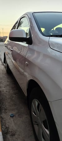 نيسان سني موديل ٢٠٢٠ رقم بغداد الجديد باسمي ماشية ٥٨ ألف اخوان كل التف...