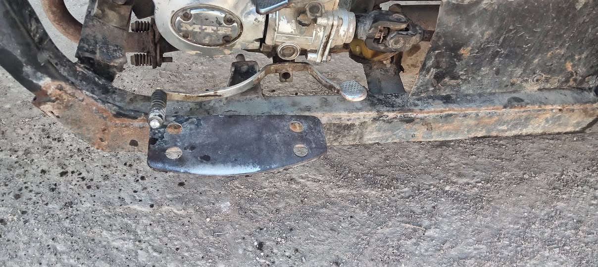 سلام عليكم ستوته اللبيع الحيم موضح بل صوره بس هاي الباقي كفاله الشاصي موديل 8سنويه ورقم اسود اكسن كبس بلادي 8محرك يرادله تنضيف مكاني سماوه ***********
