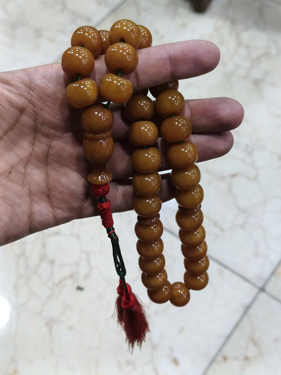 يا الله السلام عليكم سبحه سندلس 35 حبةة شغل لاندلس منتكه باديه تغلف طكه ملمس وصلابه فول سعر 40 الف توصيل مجاناً المهتم اتصل وتدلل وتساب ***********
